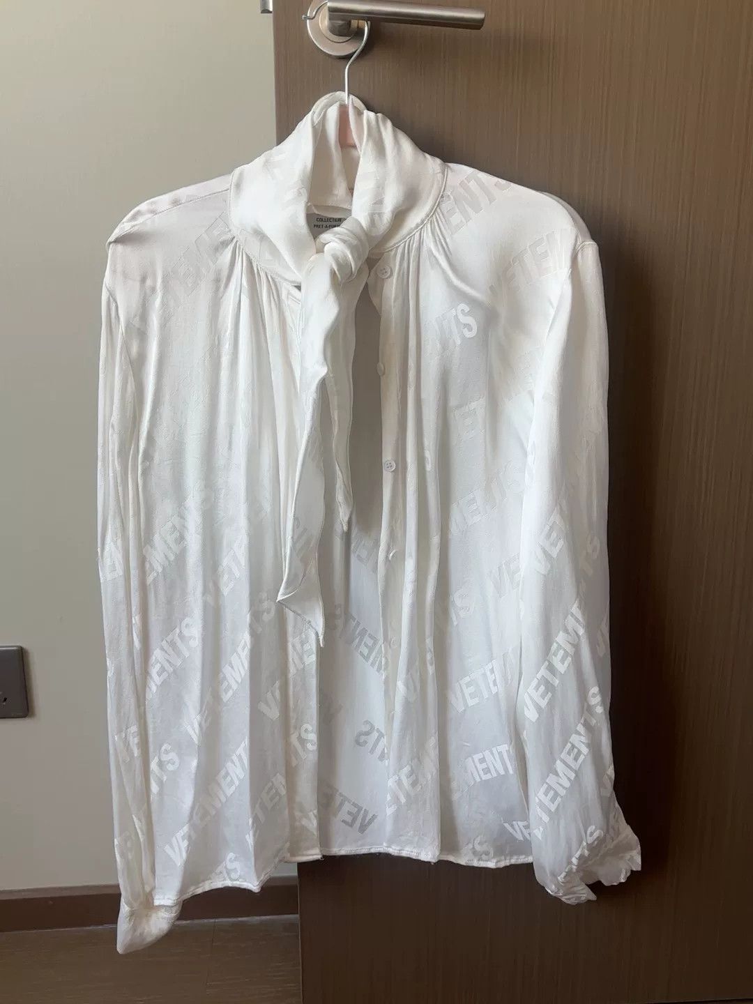 Vetements Vetements White Velvet Shirt Size US M / EU 48-50 / 2 - 1 Thumbnail