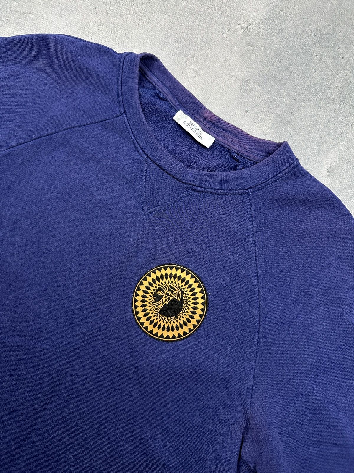Versace Vintage Versace Blue Purple Sweatshirt Medusa Logo Crewneck Size US L / EU 52-54 / 3 - 15 Thumbnail