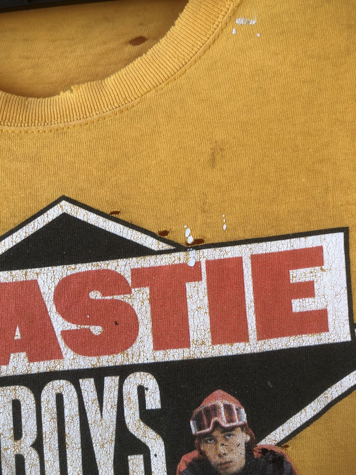 Band Tees Thrashed 💥 Vintage BEASTIE BOYS Tee Size US XL / EU 56 / 4 - 9 Thumbnail