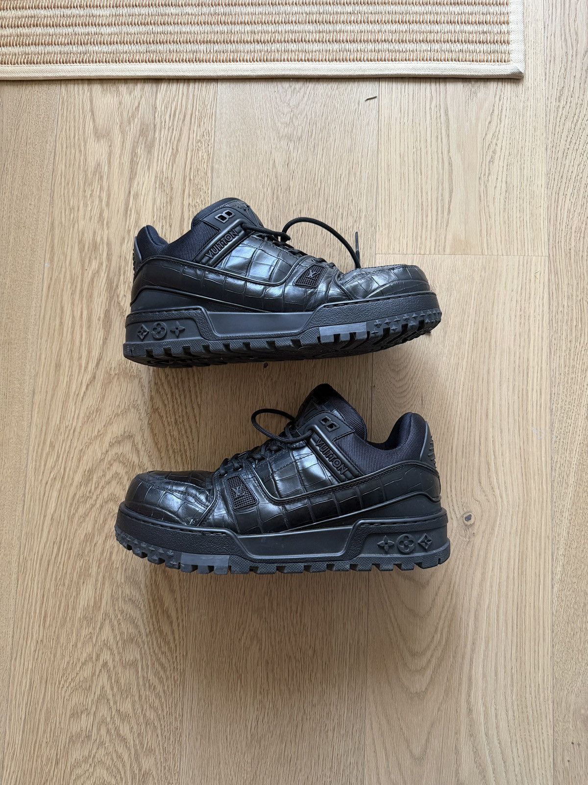 Louis Vuitton LV Trainer Maxi Size US 12 / EU 45 - 3 Thumbnail