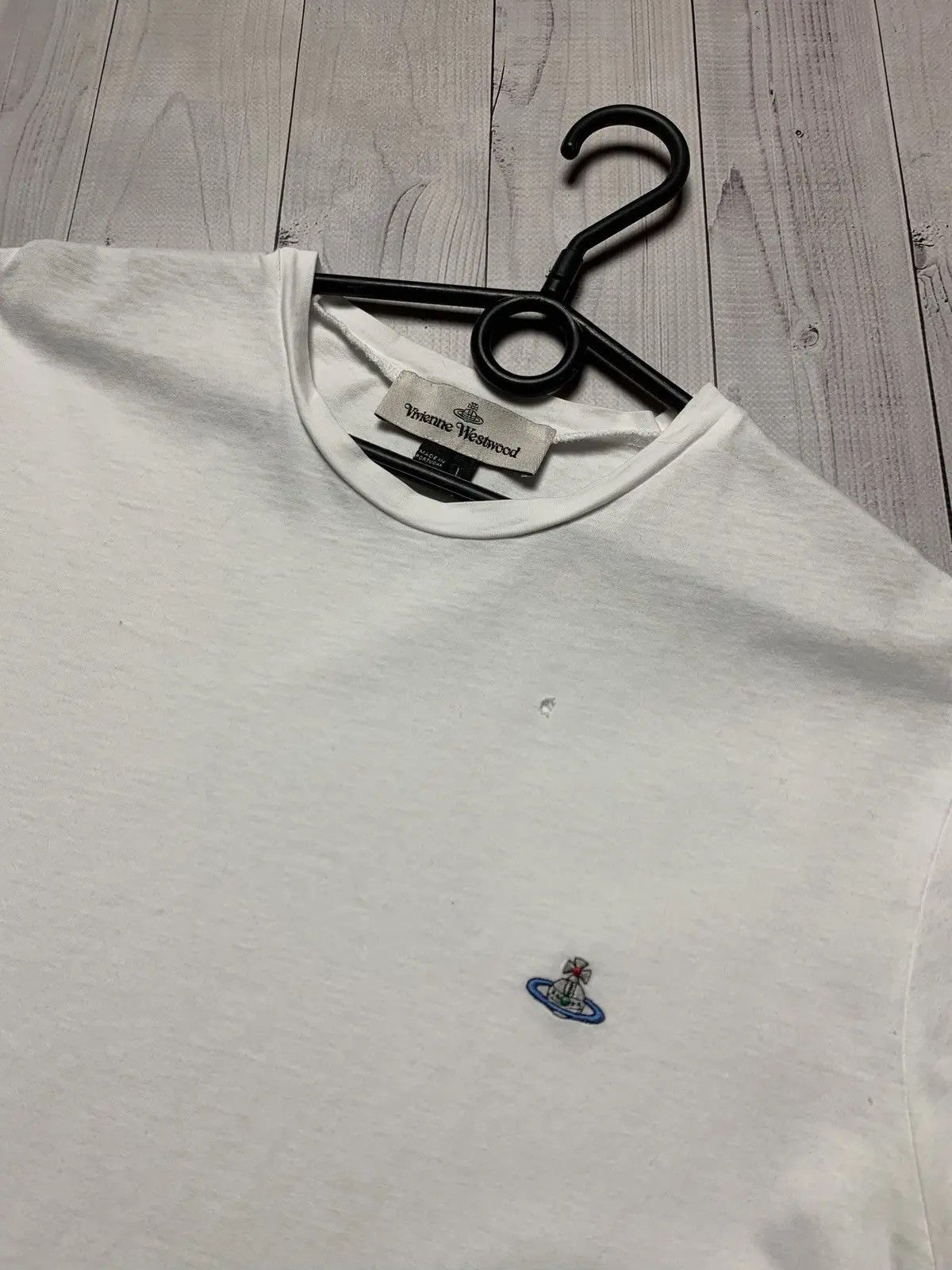 Vivienne Westwood Vivienne Westwood tee logo size L rare Size US L / EU 52-54 / 3 - 2 Thumbnail