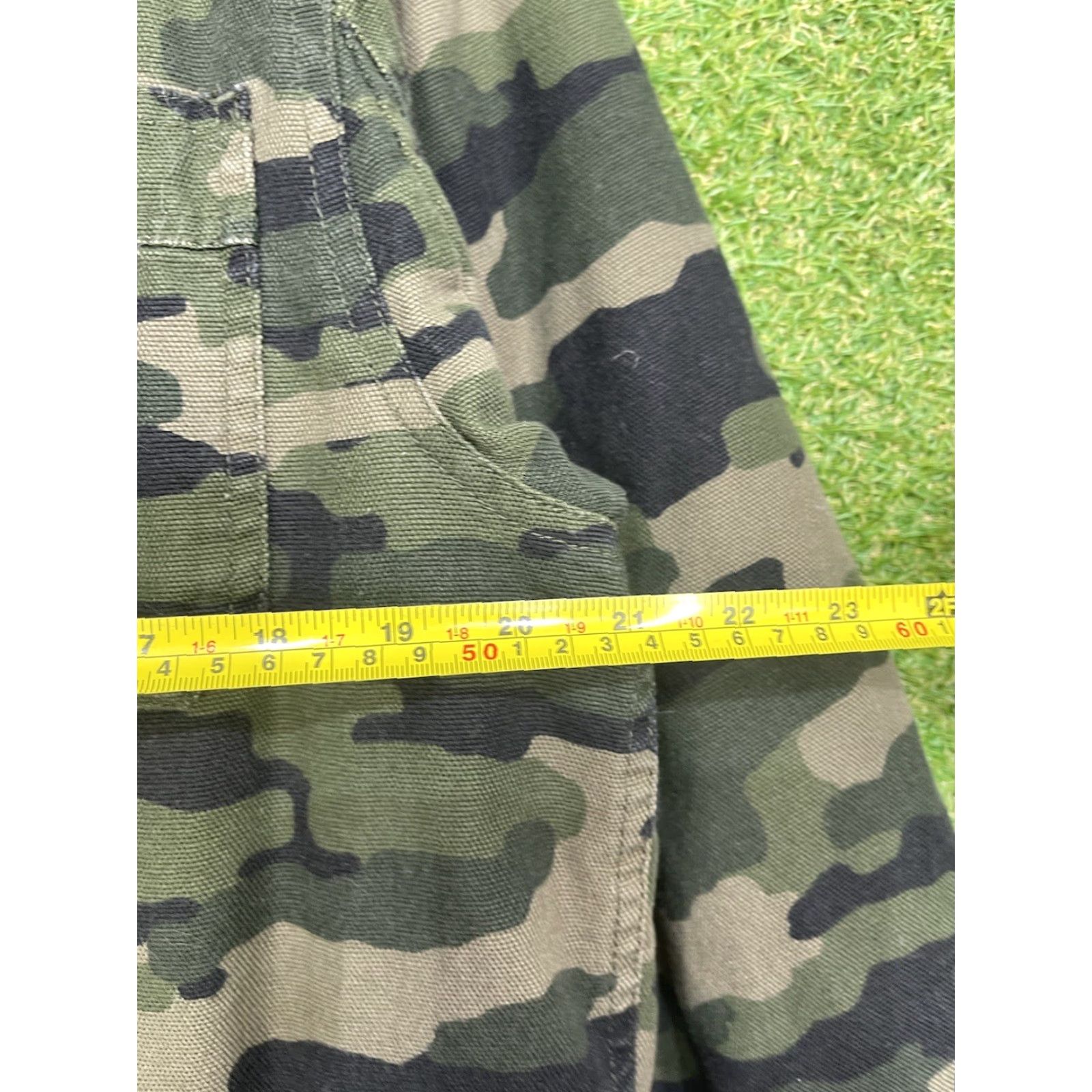 CO Duluth Shirt Mens Medium Utility Jacket Green Camo Snap Shacket Vintage Button-Up Camouflage Canvas Cotton Workwear 90s Mens Size US M / EU 48-50 / 2 - 3 Thumbnail