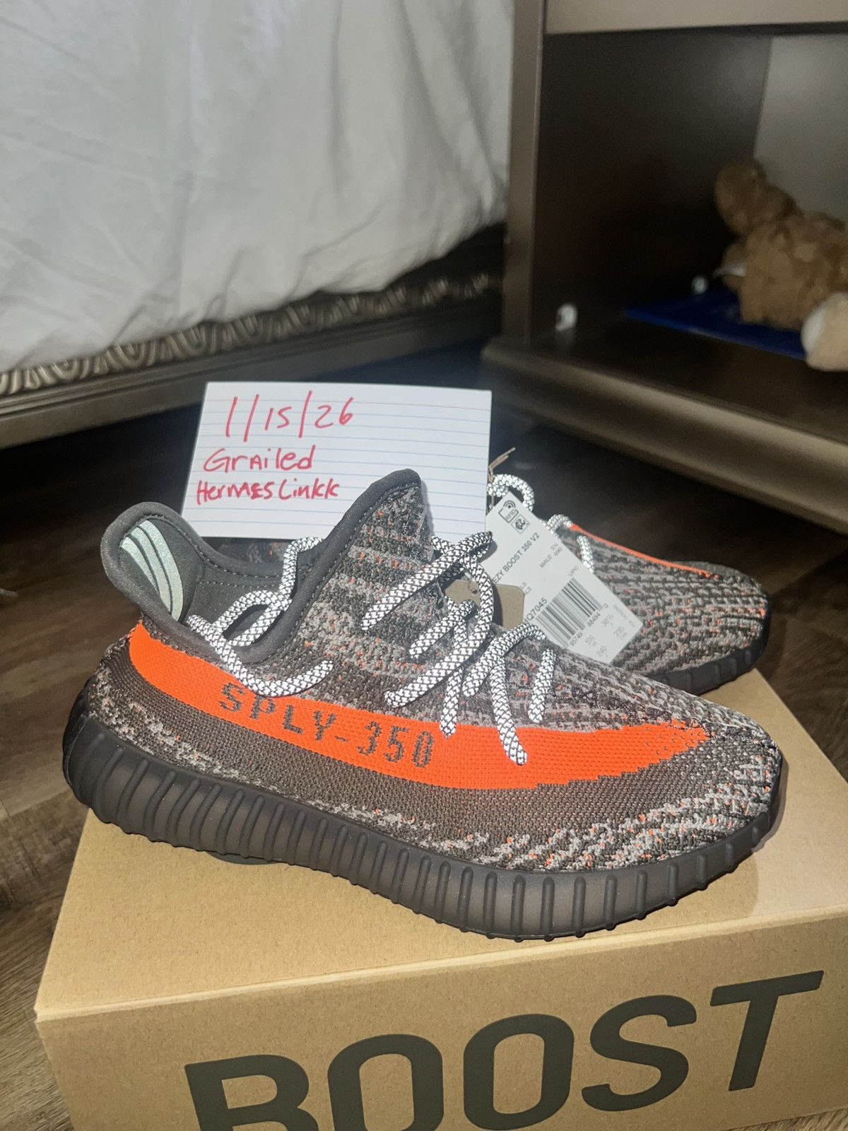 Yeezy Yeezy Boost 350 V2 Size US 6 / EU 39 - 1 Thumbnail