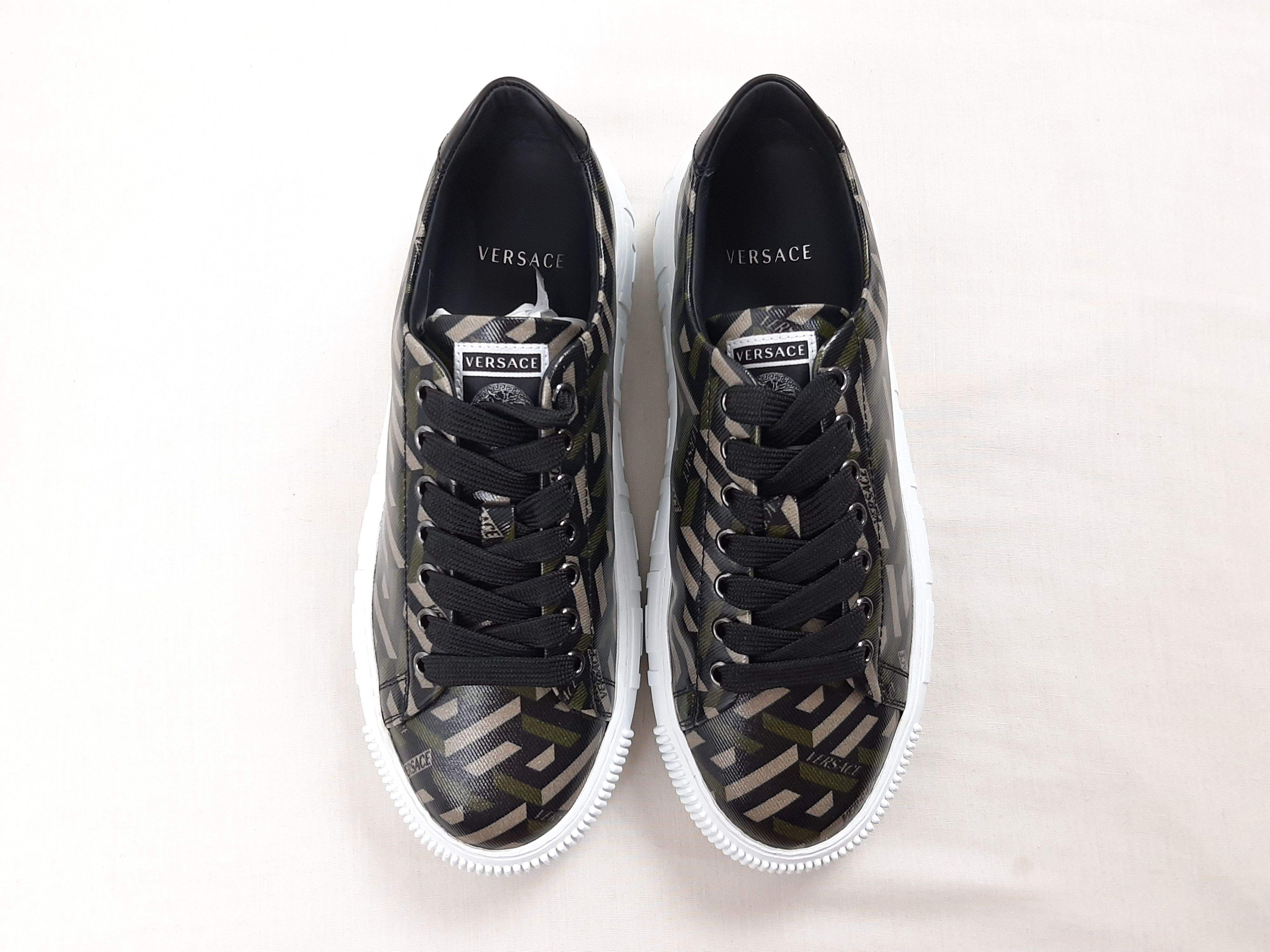 Versace Versace Greca Low Top Sneakers Women's Size US 7 EU 37 Size US 7 / IT 37 - 9 Thumbnail