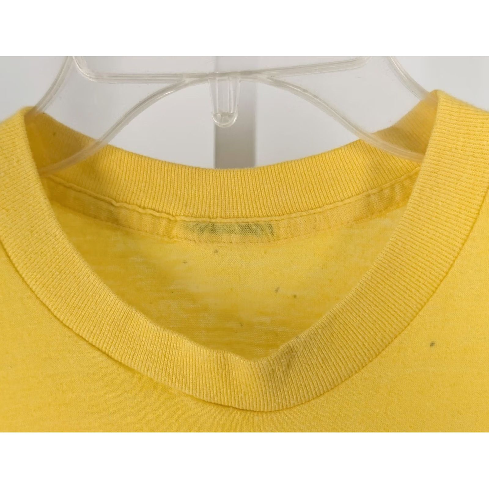 Vintage VINTAGE J.J.s Lounge Dive Bar Cartoon Graphic T-Shirt XS Yellow Unbranded Short Sleeve V-Neck Graphic Tee Mens Size US S / EU 44-46 / 1 - 4 Thumbnail