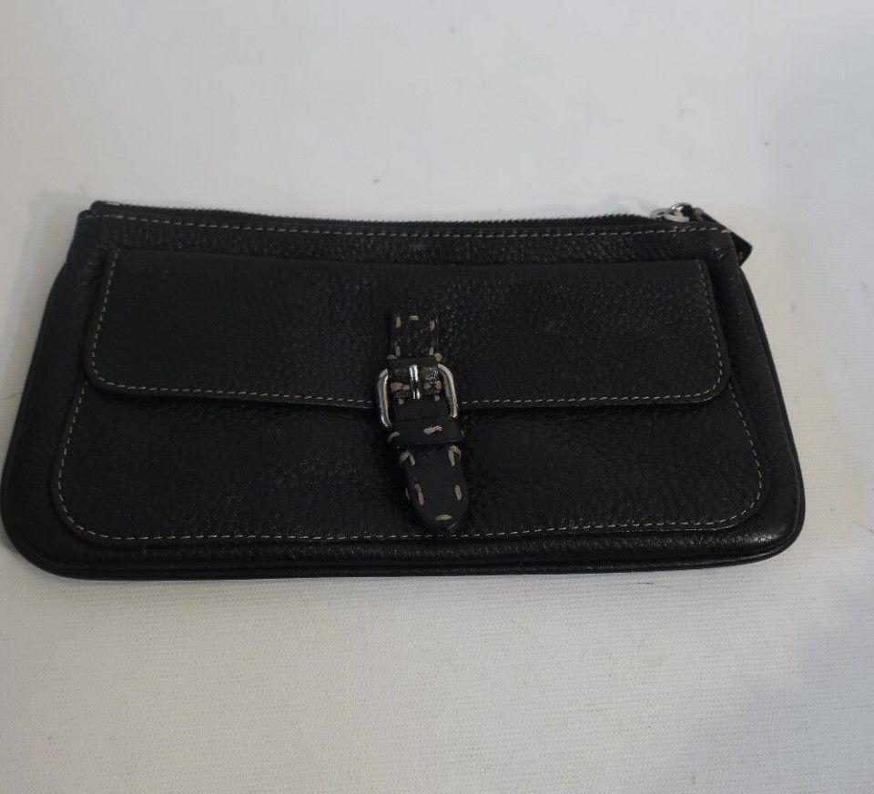Fendi Authentic Womens Fendi Black Leather Clutch Wallet Size ONE SIZE - 3 Thumbnail