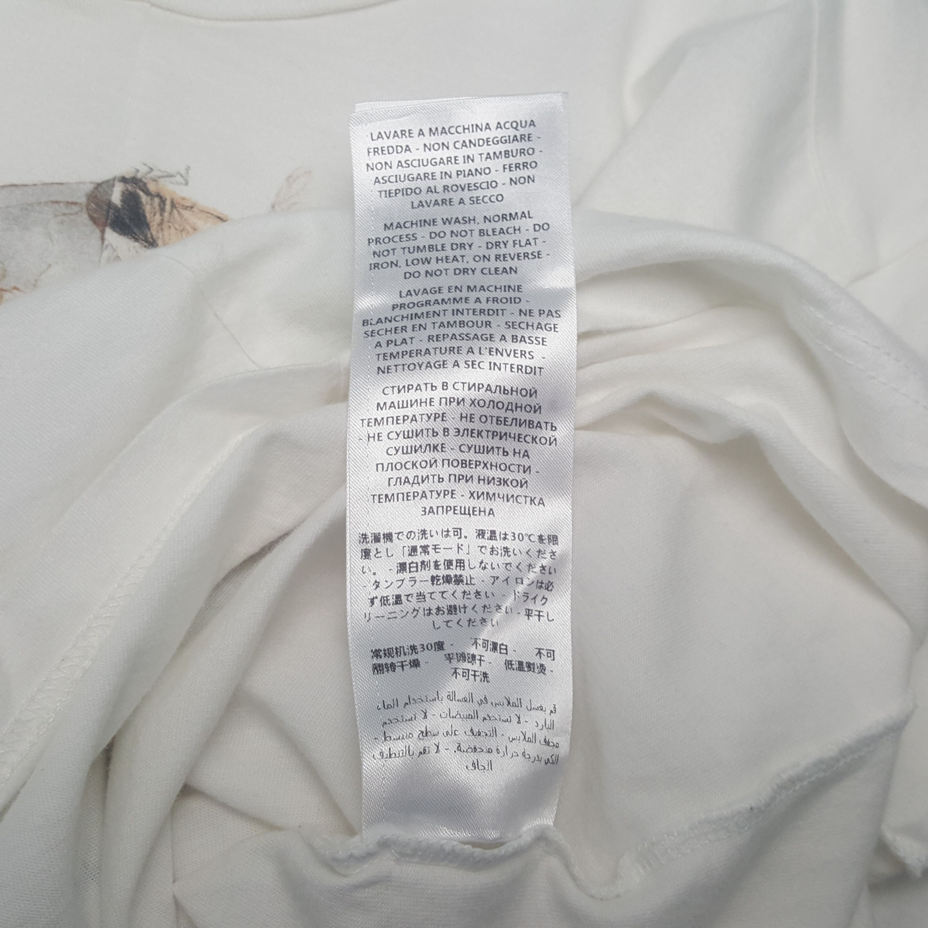 Alexander McQueen Alexander Mcqueen Fashion Style Tshirt C294N66 Size US M / EU 48-50 / 2 - 7 Thumbnail