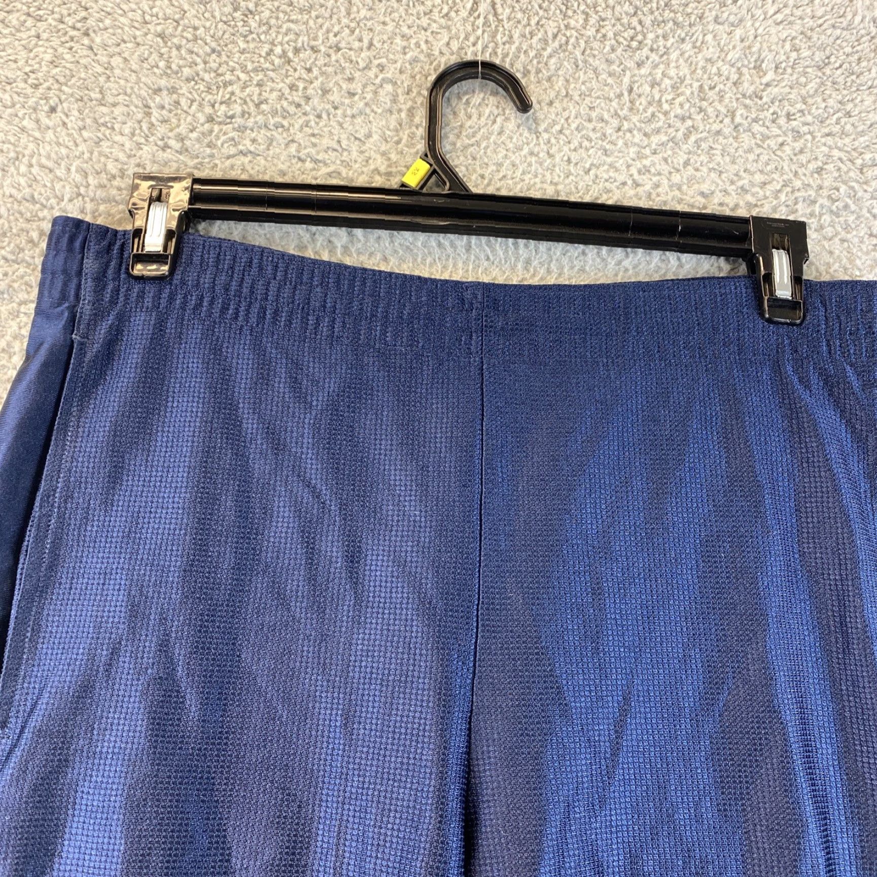 Nike VINTAGE Nike Mens Navy Blue Basketball Shorts S 84-70 Regular Athletic Basketball Mens Men Blue Cotton Pull On Solid 84-70 Nike 84-70 Shorts Size US 29 - 4 Thumbnail
