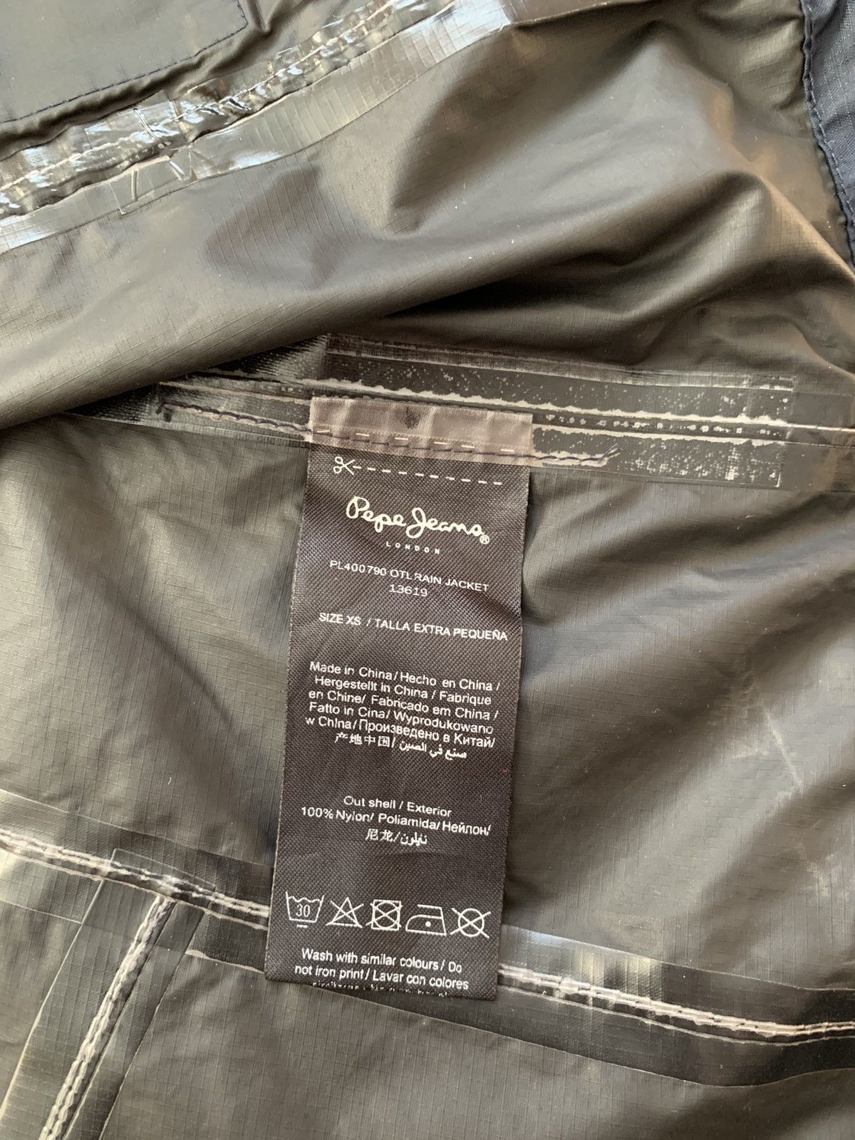 Formula 1 × Red Bull RED BULL/INFINITI F1 RACING TEAM RAIN JACKET PEPE JEANS Size US XS / EU 42 / 0 - 17 Thumbnail