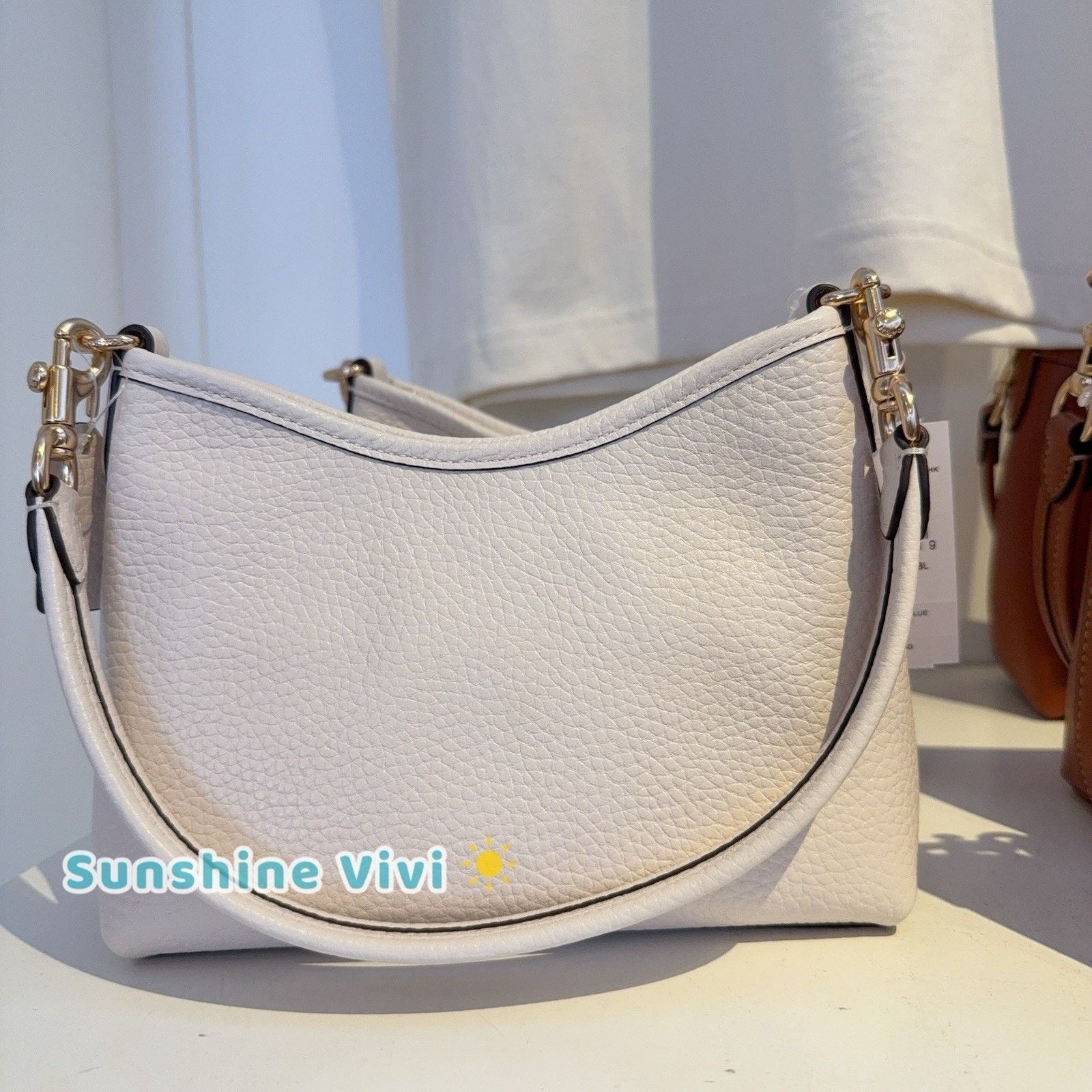 Coach NWT COACH Laurel Small Shoulder Bag Leather CBH16 Gold/Chalk Size ONE SIZE - 3 Thumbnail