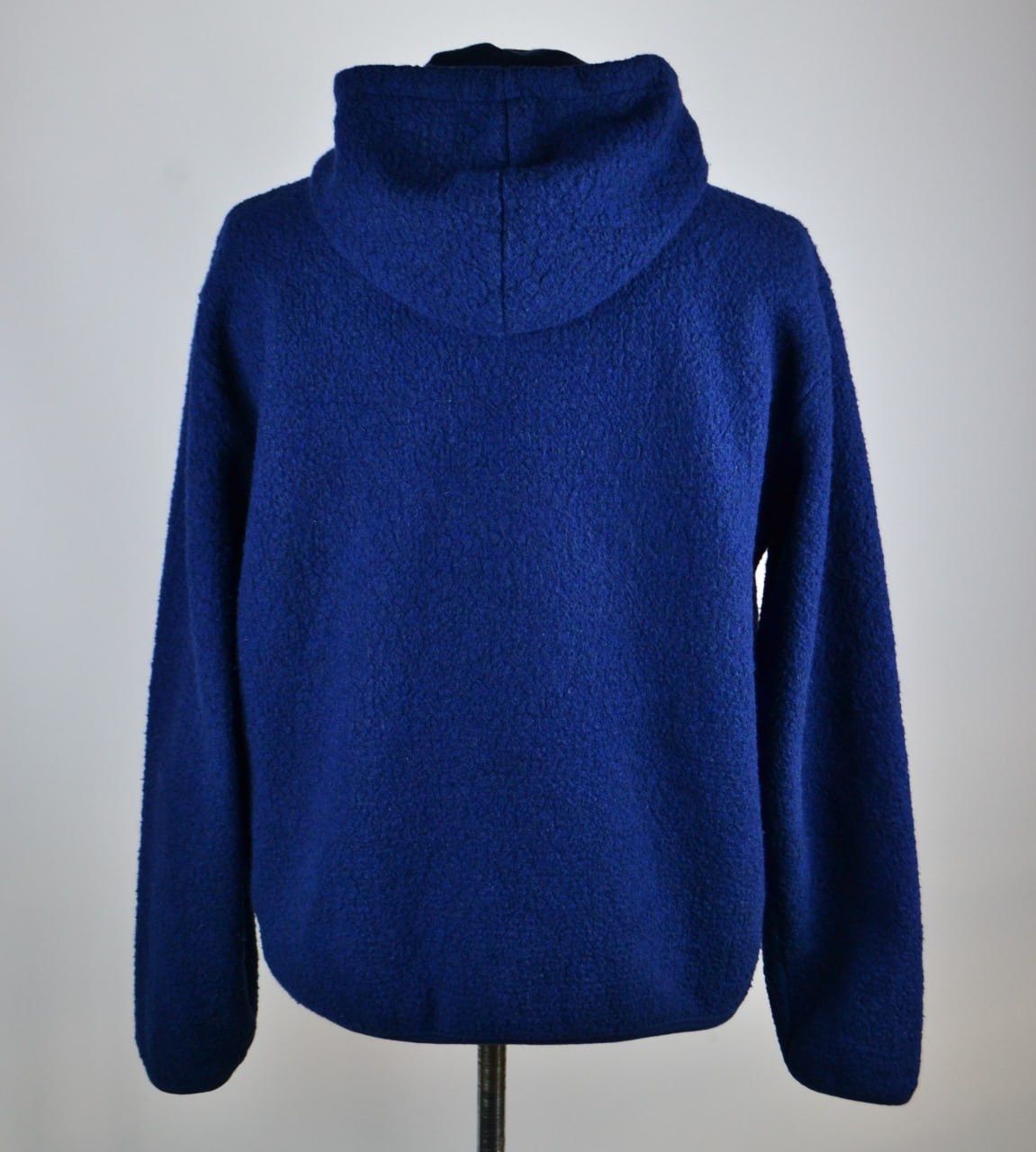 Universal Works Rare Universal Works Hoodie Teddy Blue size L Size US L / EU 52-54 / 3 - 7 Thumbnail