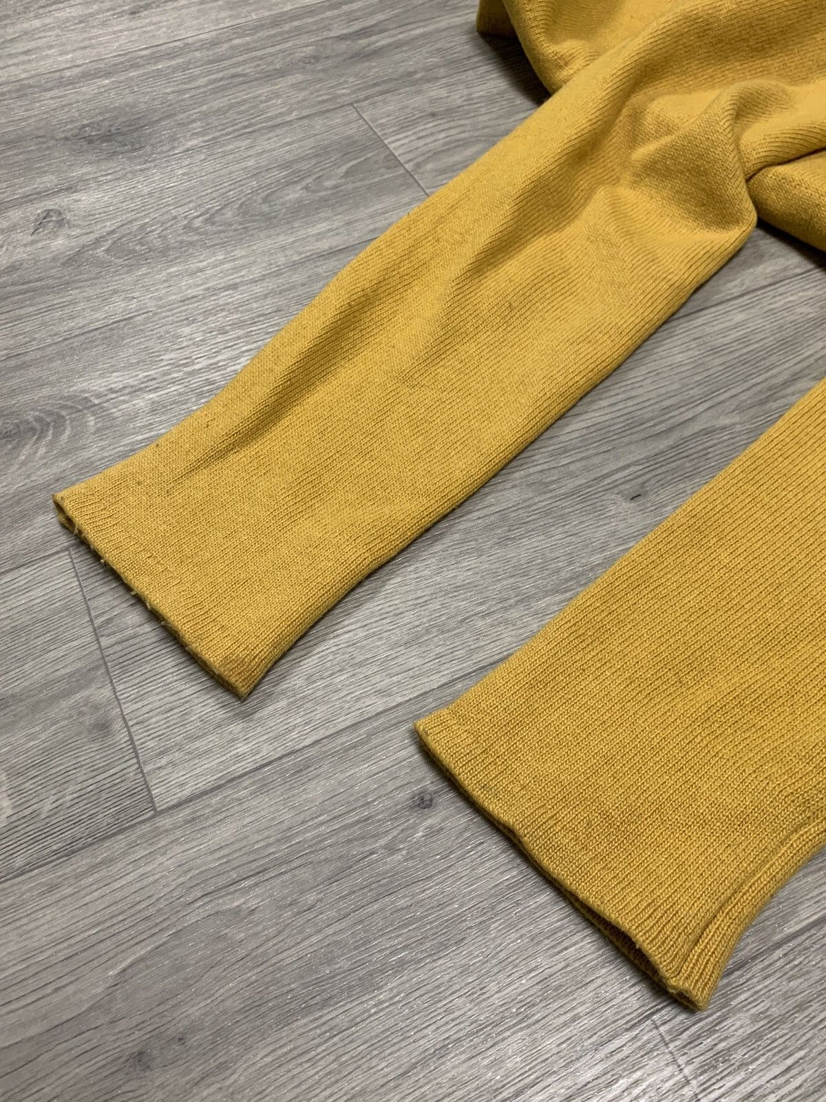 Vintage Stone Island Yellow Lambswool Knit Jumper L/S Size M Size US L / EU 52-54 / 3 - 16 Thumbnail