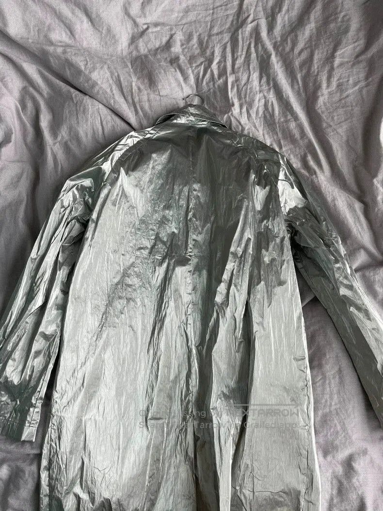 Dries Van Noten Dries Van Noten Metallic Trench Coat. Size US L / EU 52-54 / 3 - 8 Thumbnail