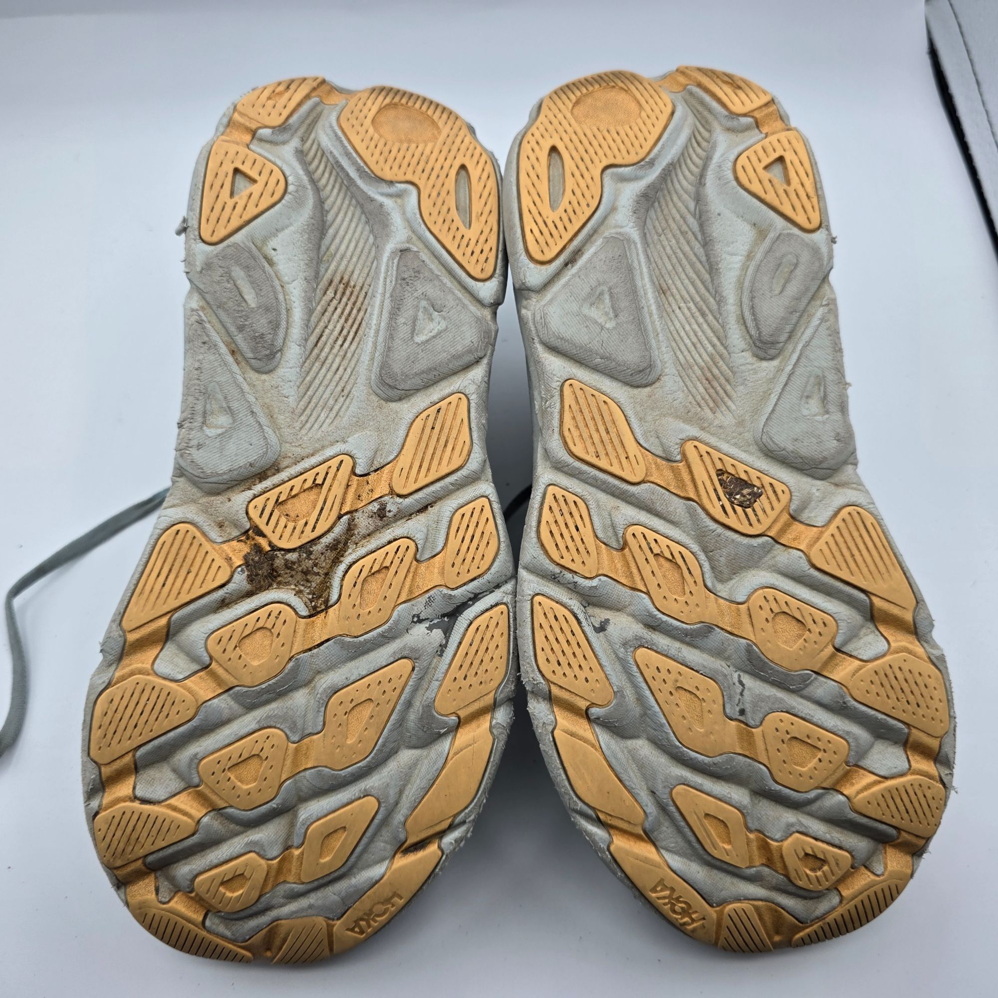 Hoka Hoka One One Clifton 9 Womens Size 7 B Cloud Blue Ice White Size US 7 / IT 37 - 8 Thumbnail