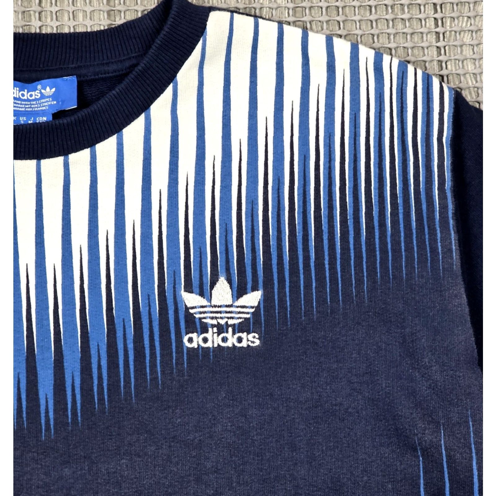 Adidas Adidas Originals Mens S Mezcla Crew Blue Graphic Sweatshirt Crew Neck Sweat Shirt Logo Print Size US S / EU 44-46 / 1 - 3 Thumbnail