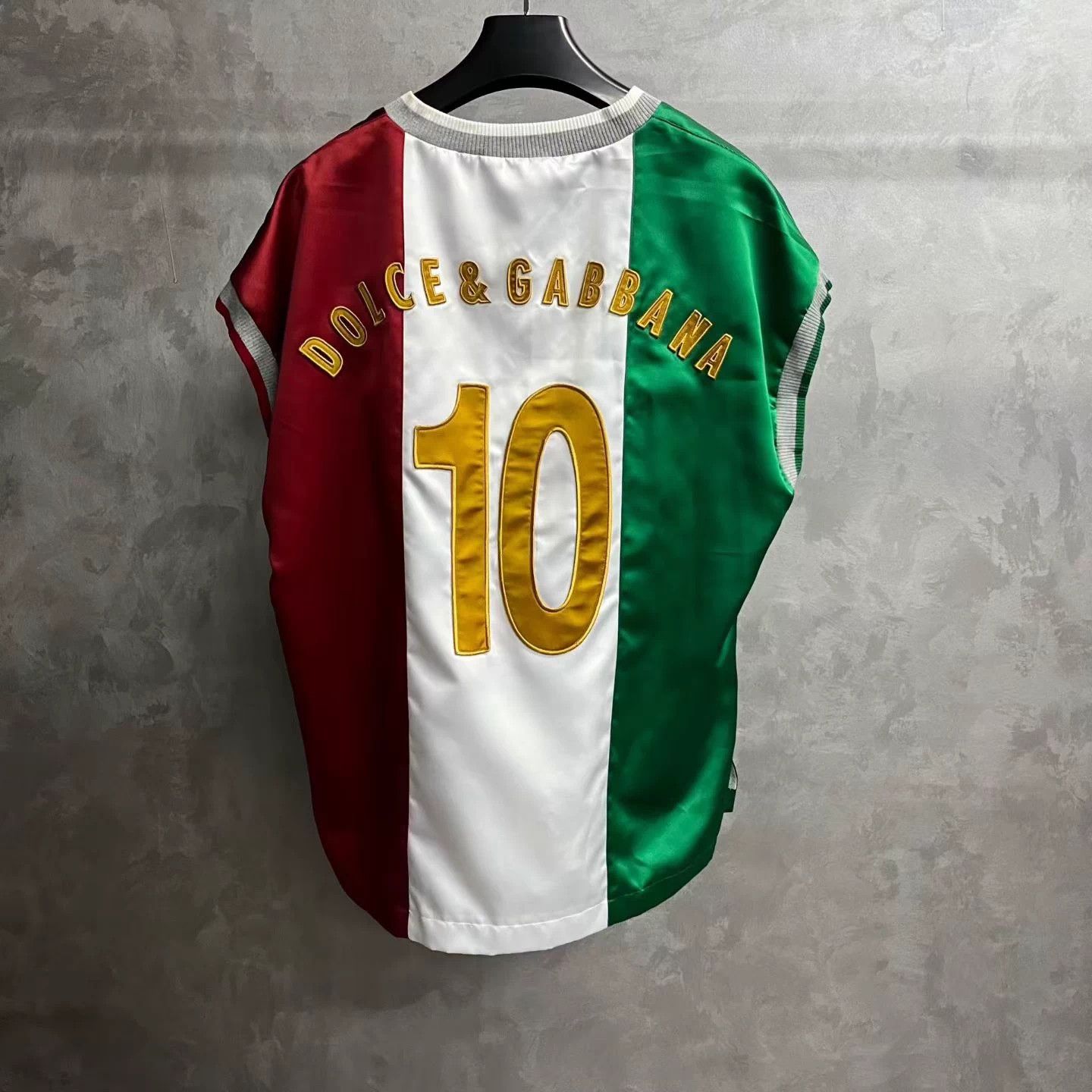 Dolce & Gabbana Dolce & Gabbana Color Blocked Striped Crewneck T-shirt L Size US L / EU 52-54 / 3 - 2 Thumbnail