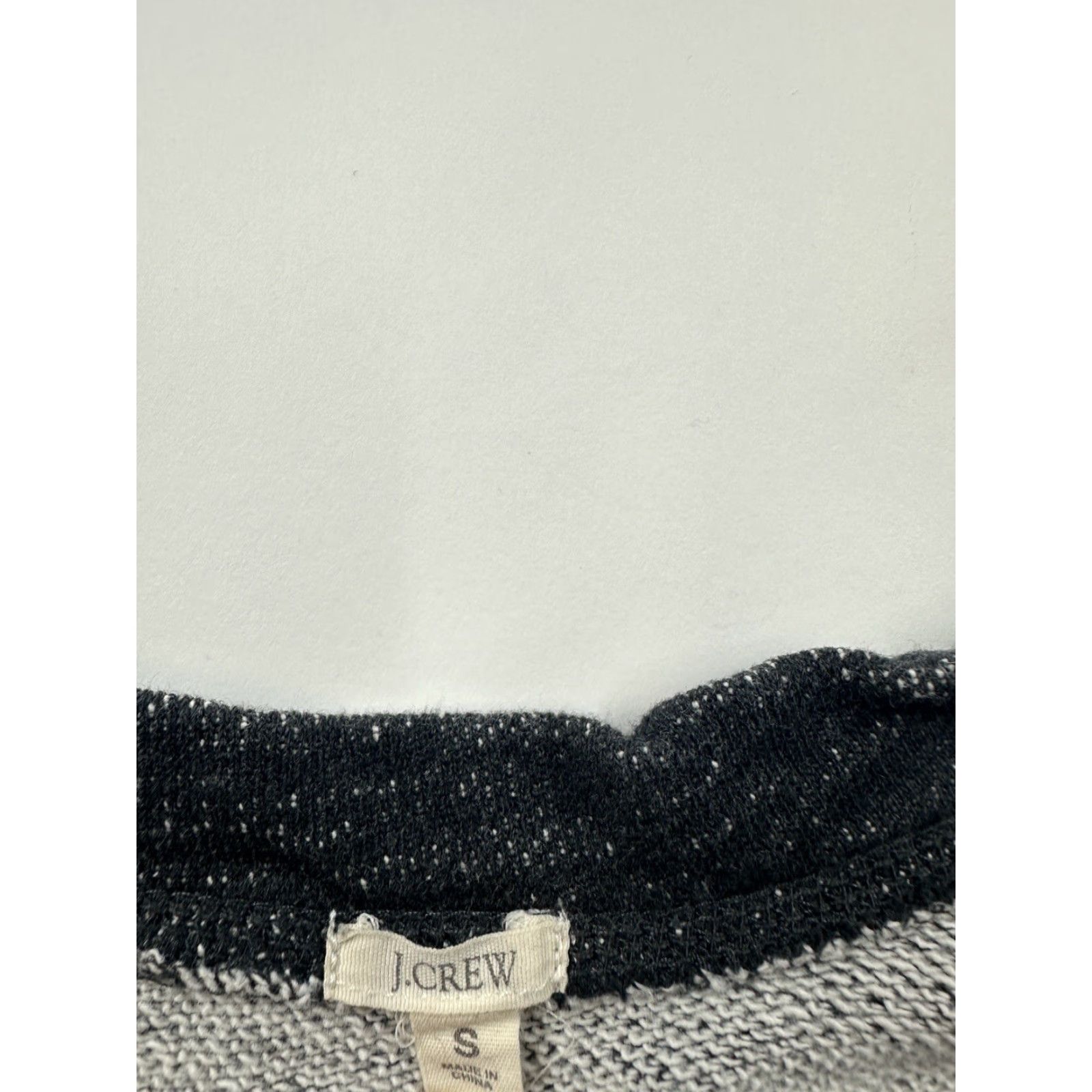 J.Crew J.Crew Sweatshirt Women’s Small Crew Neck Pullover Gray Side Zipper Womens/S? (but must be exact). Size S / US 4 / IT 40 - 4 Thumbnail