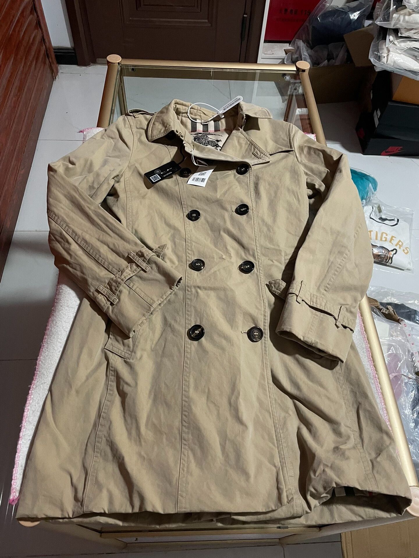 Burberry Burberry Women's Trench Coat Size S / US 4 / IT 40 - 1 Thumbnail