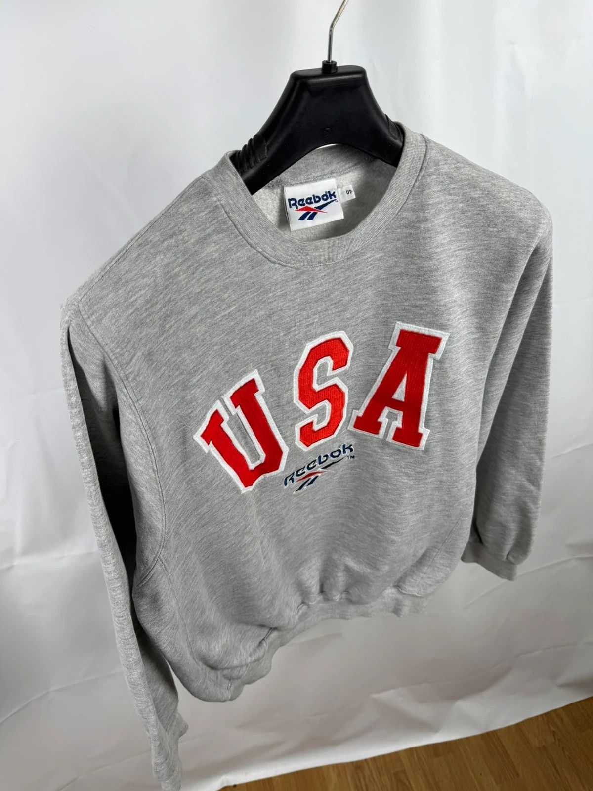 Reebok Reebok USA Vintage Sweatshirt Ebroidery Logo size S Size US S / EU 44-46 / 1 - 6 Thumbnail