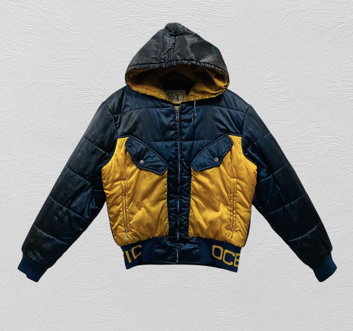 Ocean Pacific Vintage ocean pacific hooded bomber jacket puffer Size US L / EU 52-54 / 3 - 1 Thumbnail