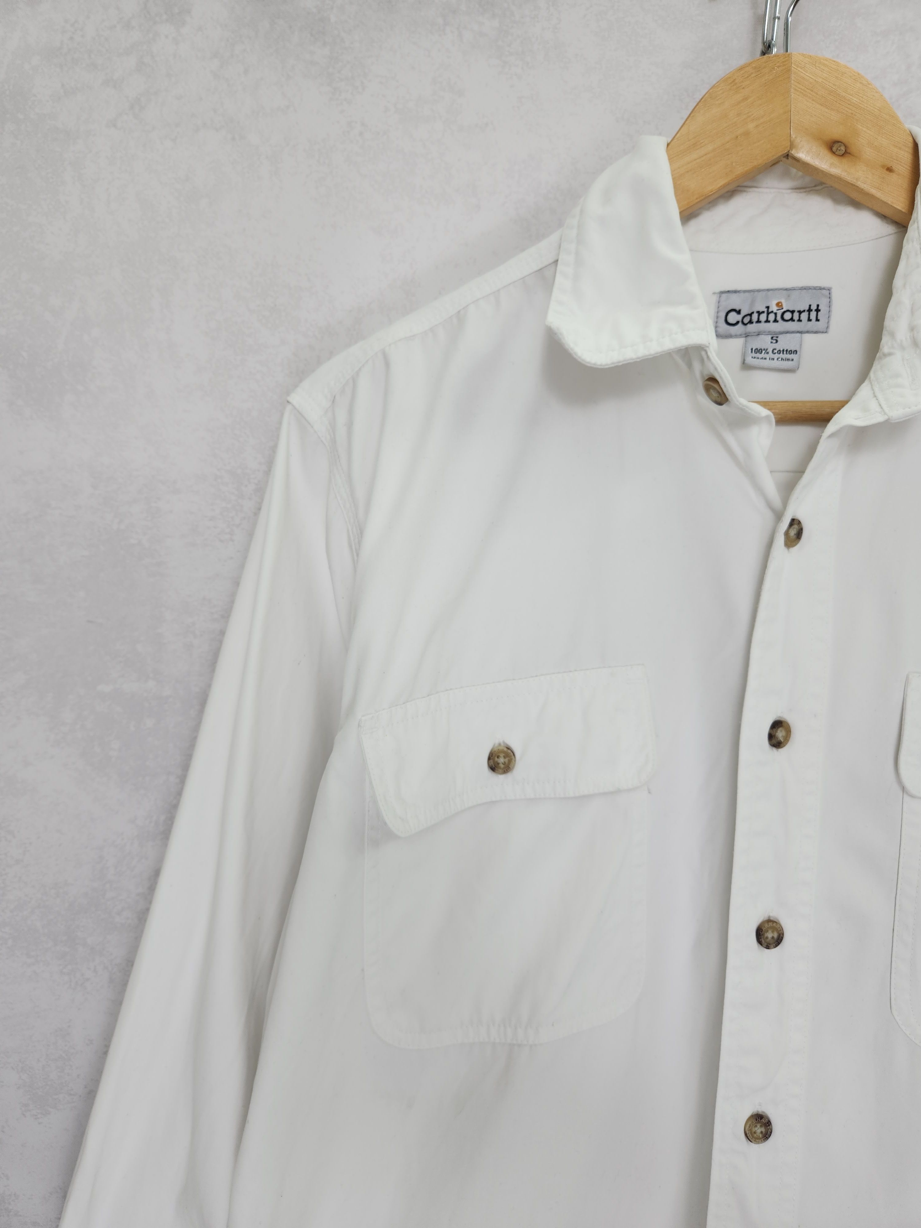 Carhartt Vintage Carhartt small logo shirt button ups Size US S / EU 44-46 / 1 - 11 Thumbnail