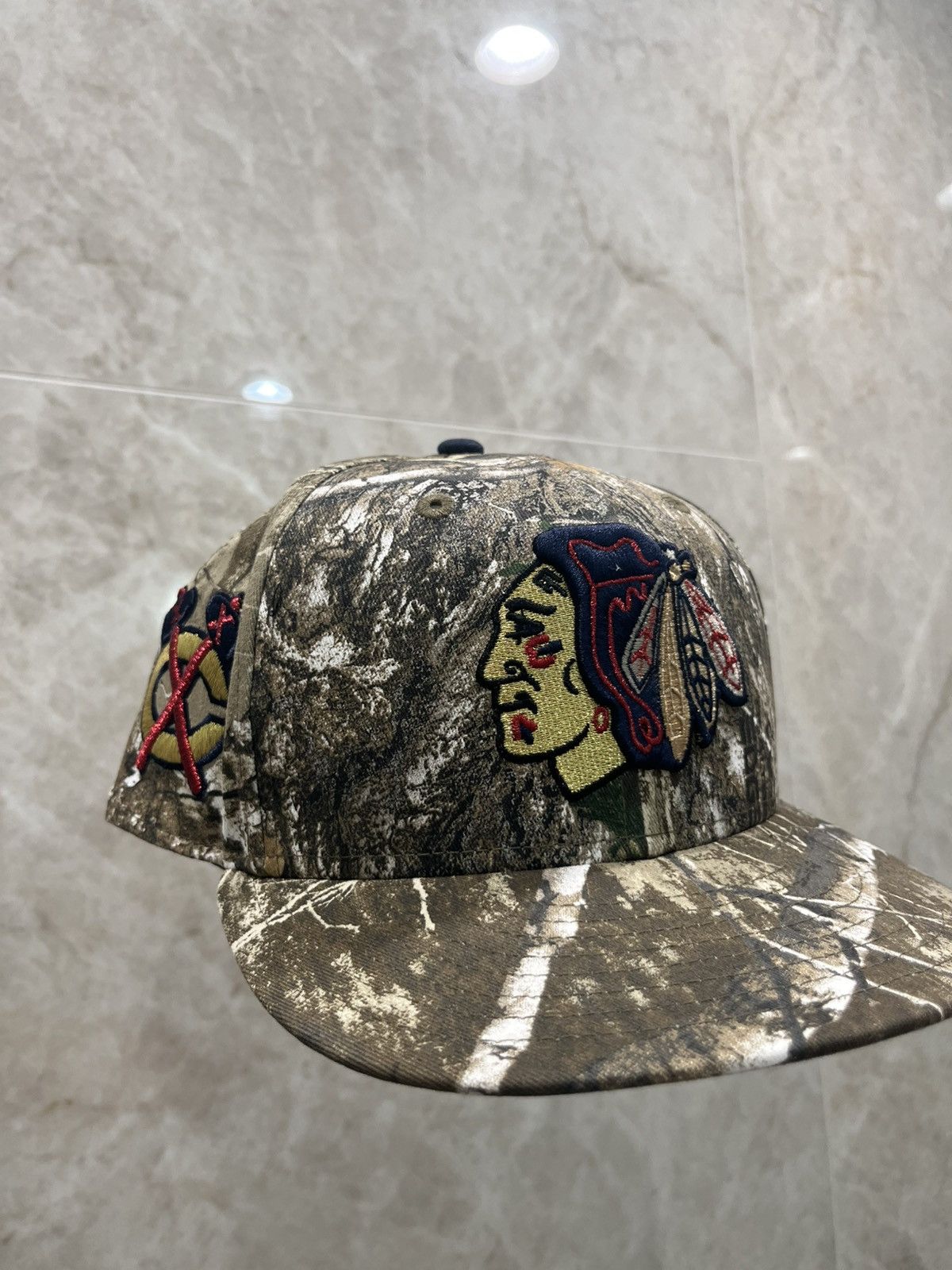 Hat Club 7 3/8 Sofreshclothing Realtree Chicago Blackhawks Size ONE SIZE - 1 Thumbnail