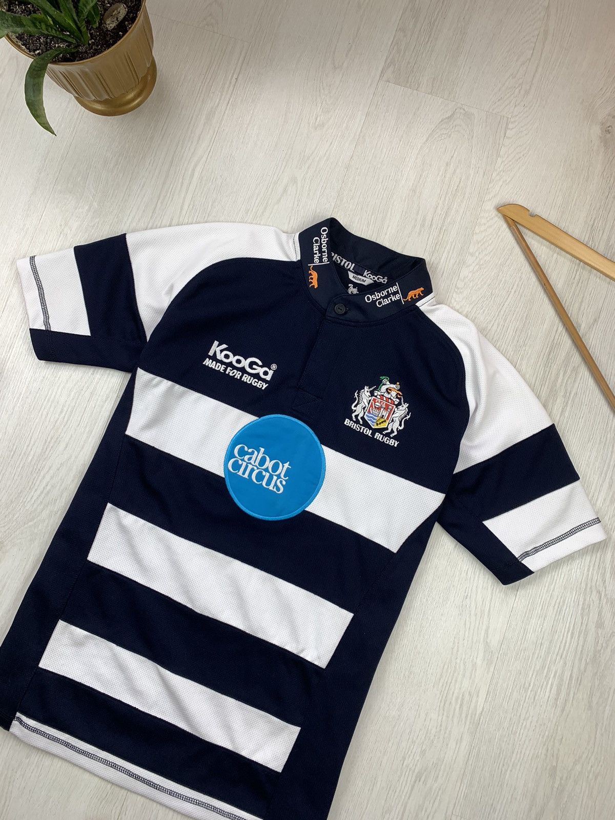 Other KooGa Bristol Rugby 2008-2009 Home Jersey Size M Size US M / EU 48-50 / 2 - 3 Thumbnail