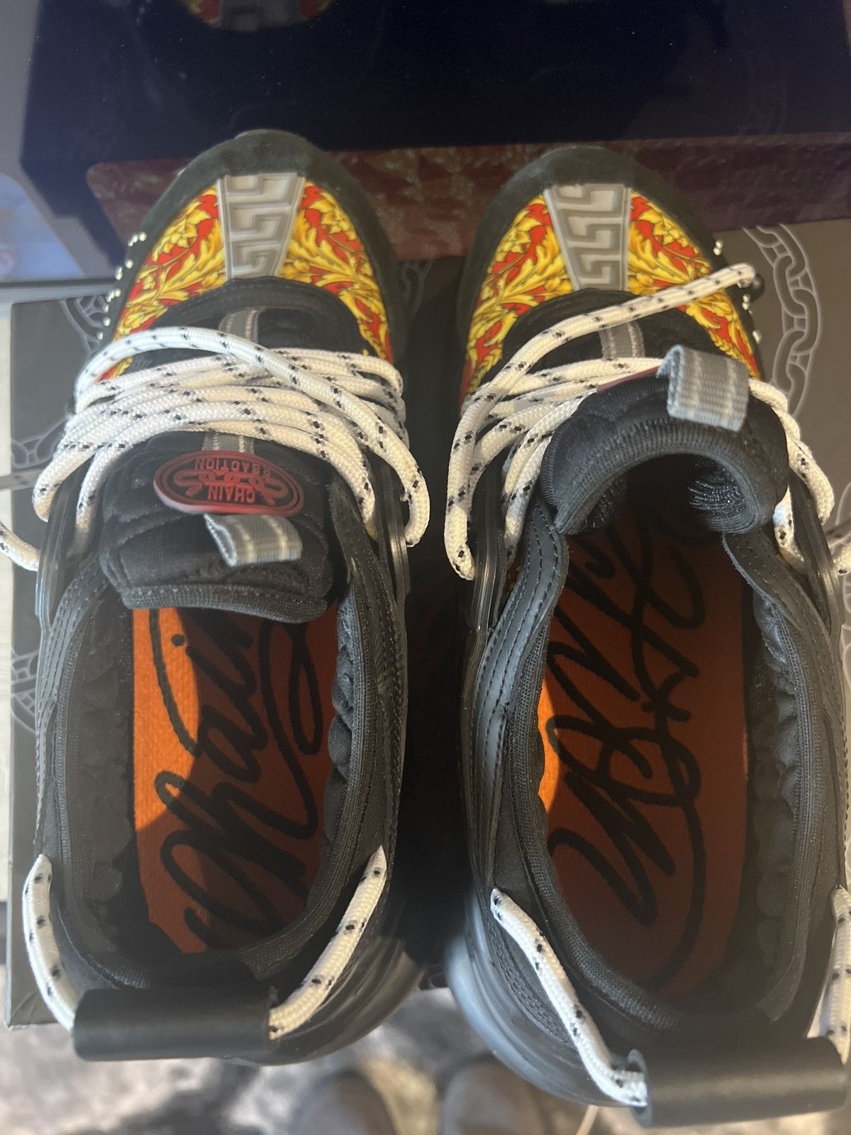 Versace Chain Reaction twill