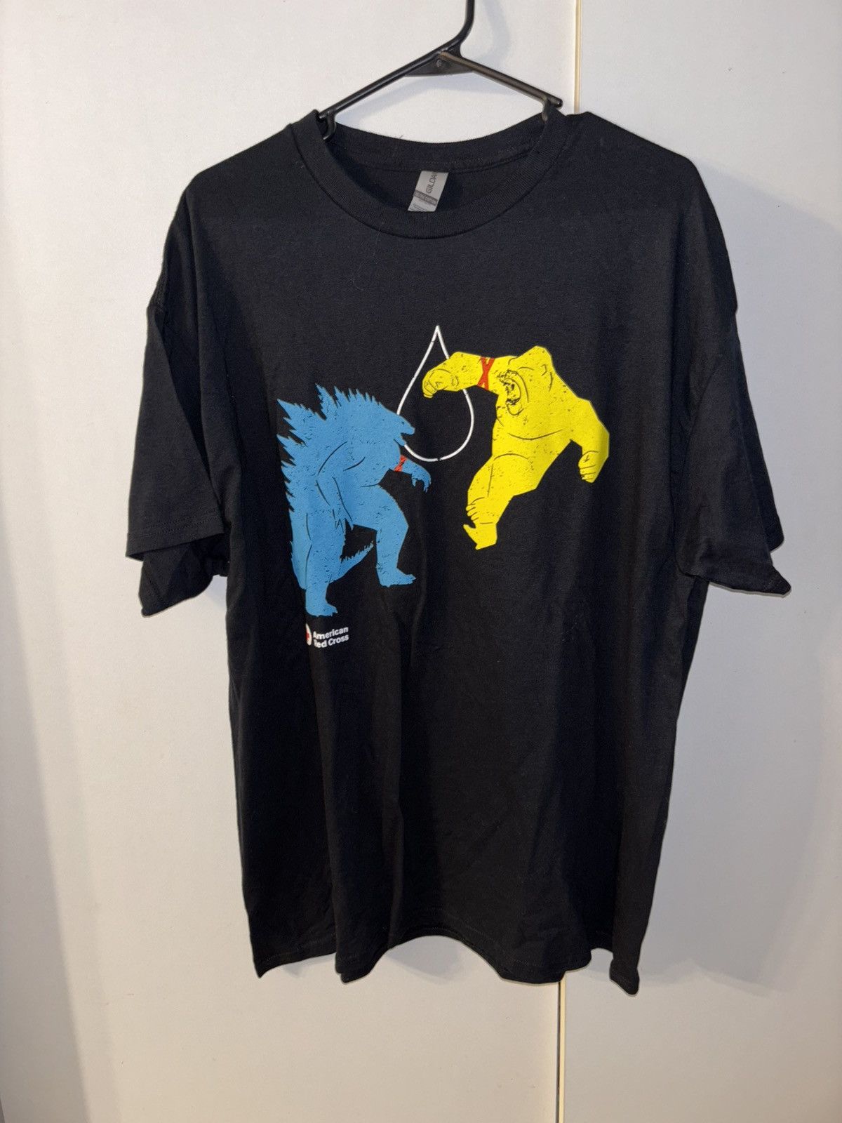 Vintage American Red Cross Godzilla X King Kong Tee Size US XL / EU 56 / 4 - 1 Thumbnail