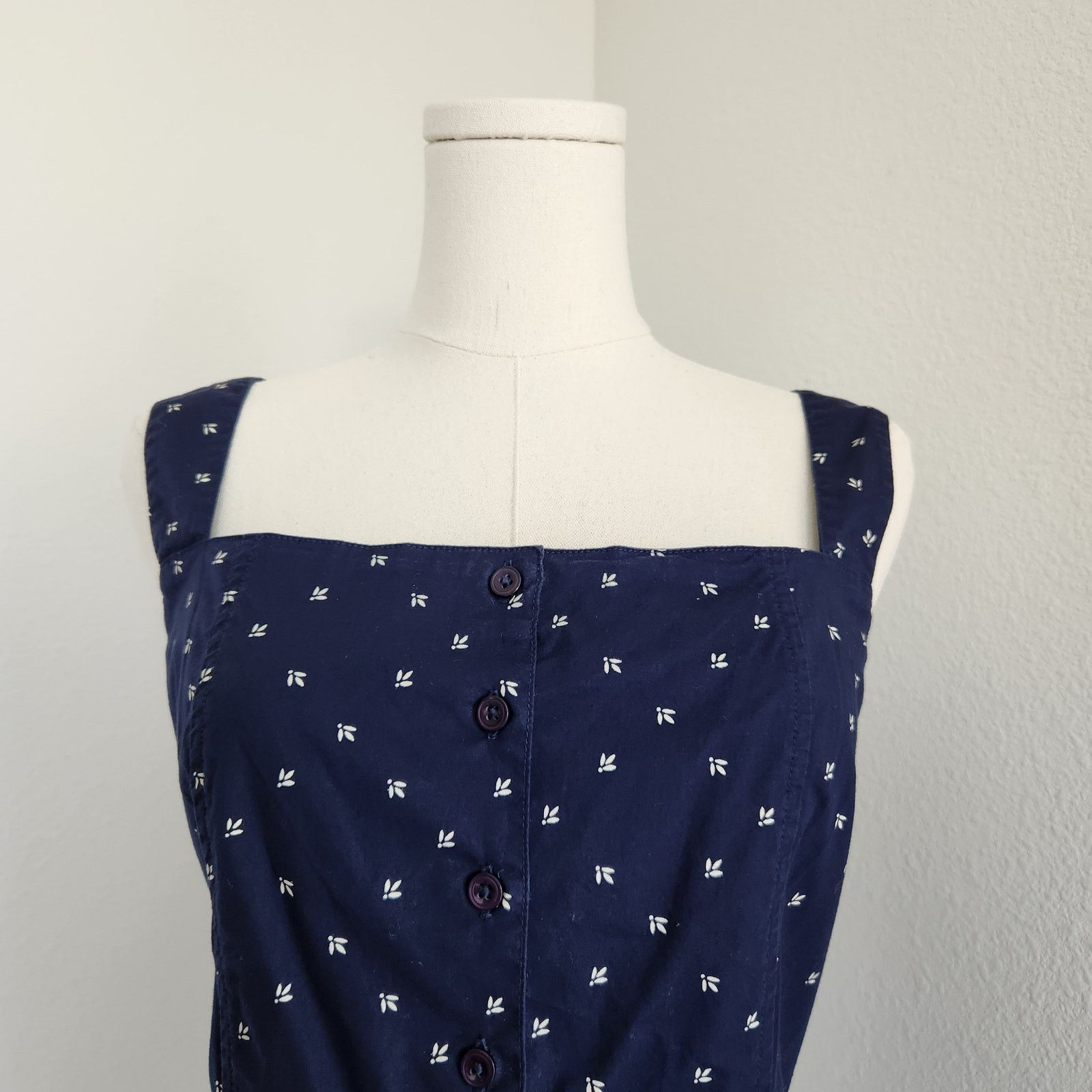 Vintage Y2K Blue White Patterned Square Neck Button Down Tank Top S Size S / US 4 / IT 40 - 2 Thumbnail
