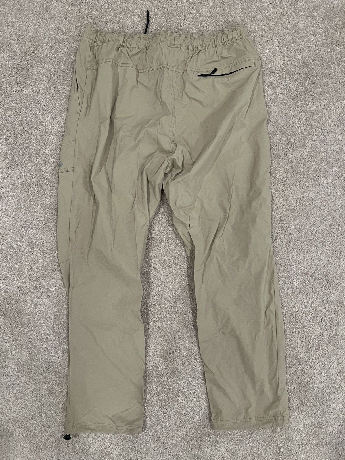 H&M H&M windbreaker Cargo Pants Size US 34 / EU 50 - 2 Thumbnail