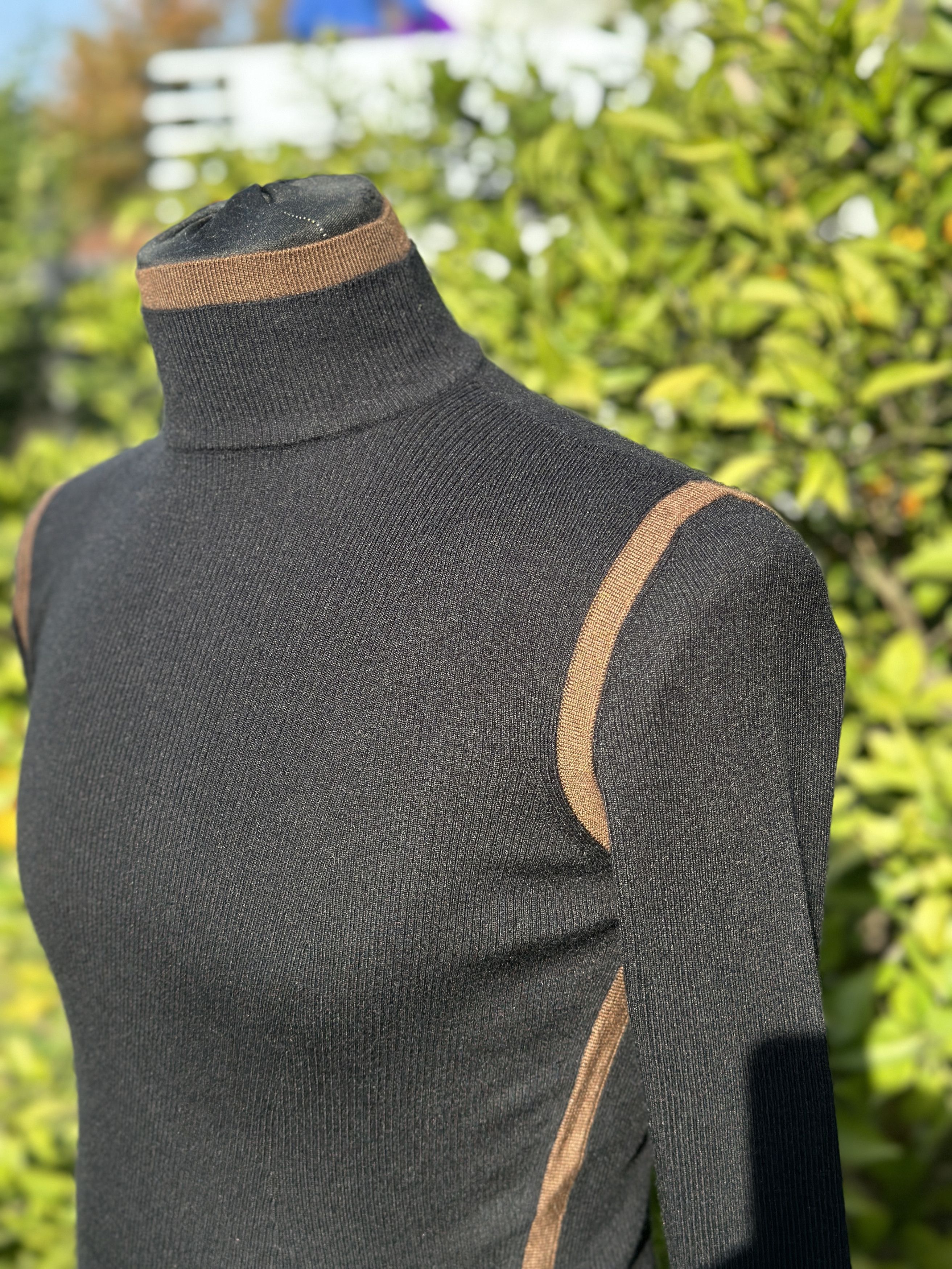Akris Akris Wool Cashmere Silk Turtleneck Top Black Trim 40 US 10 Size M / US 6-8 / IT 42-44 - 4 Thumbnail