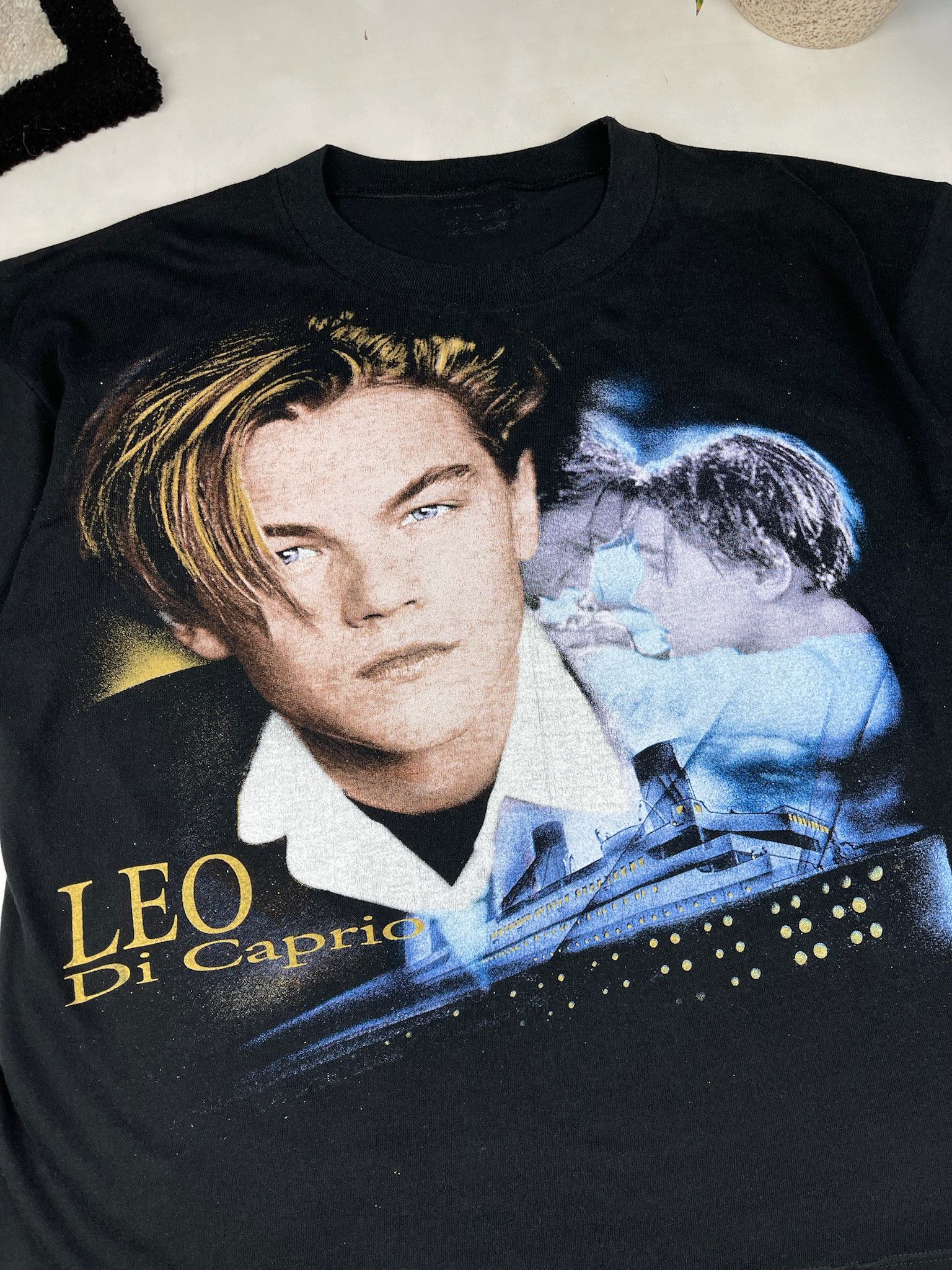 Other Vintage Leonardo DiCaprio Titanic Graphic Tee Size US XL / EU 56 / 4 - 2 Thumbnail