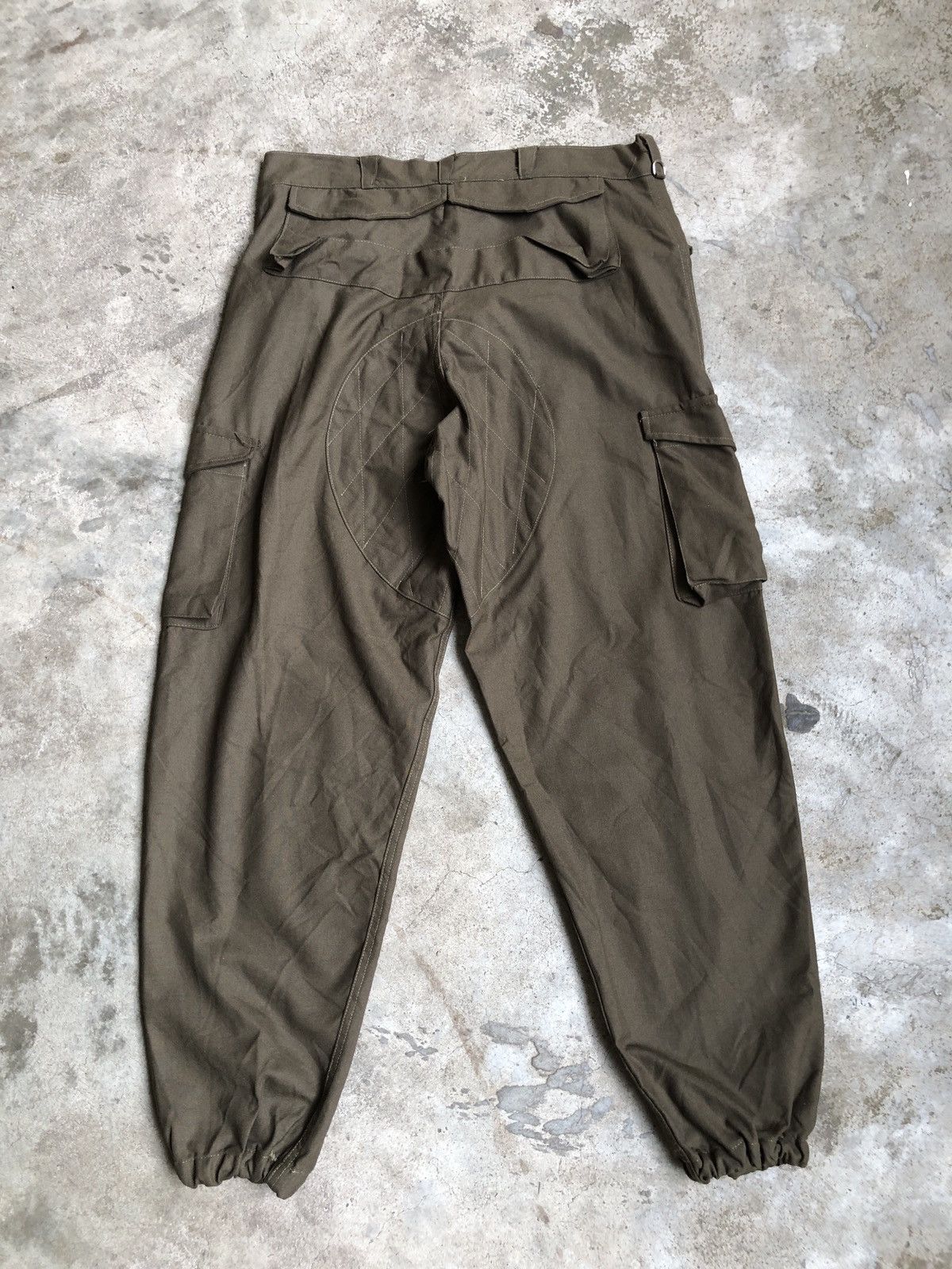 Vintage VINTAGE MILITARY ARMY CARGO PANT WORLD WAR STYLE Size US 35 - 6 Thumbnail