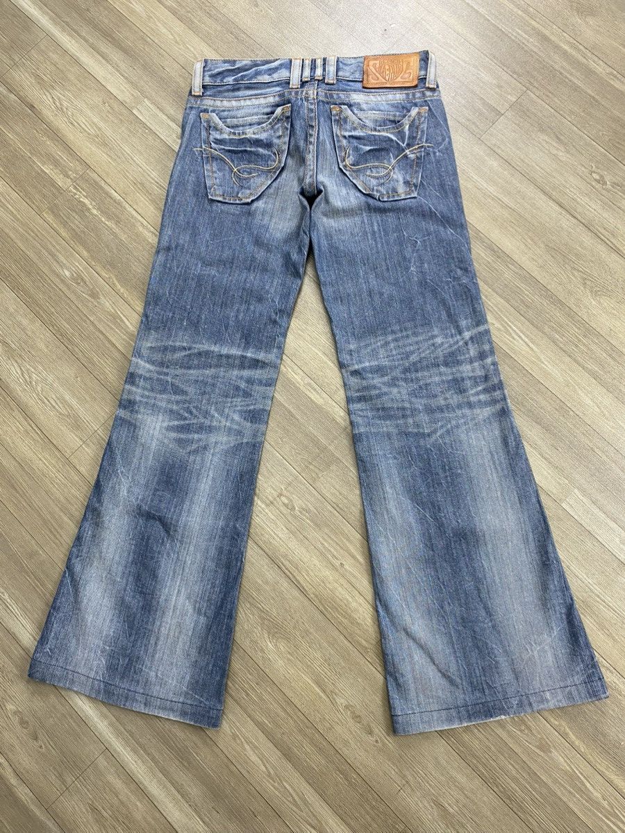 If Six Was Nine 2000s Venus Edwin Distressed Punk Faded Bootcut Flared Jeans Size US 30 / EU 46 - 16 Thumbnail