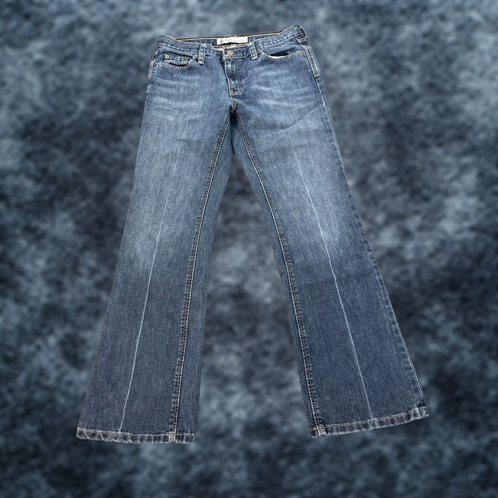 Vintage VINTAGE Gap Low Rise Boot Jeans Size 8 (32x30) Med Wash Stretch Blue Denim 90s Womens Jeans Flared Pockets Size 24" / US 00 / IT 34 - 1 Thumbnail