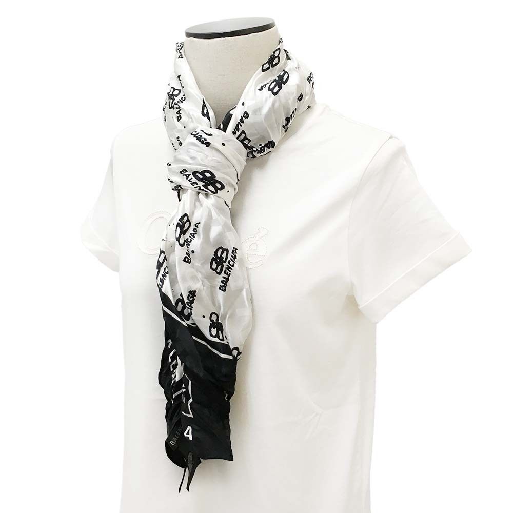 Balenciaga o1bcso1str1024 Size: OS / Hand-Drawn BB Icon Scarf Size ONE SIZE - 1 Thumbnail