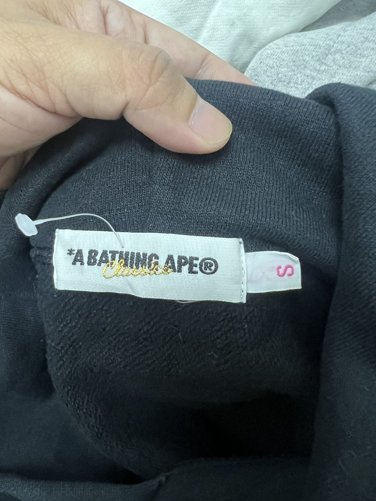 Bape Bape A Bathing Ape Hoodie Made In Japan Size S / US 4 / IT 40 - 6 Thumbnail