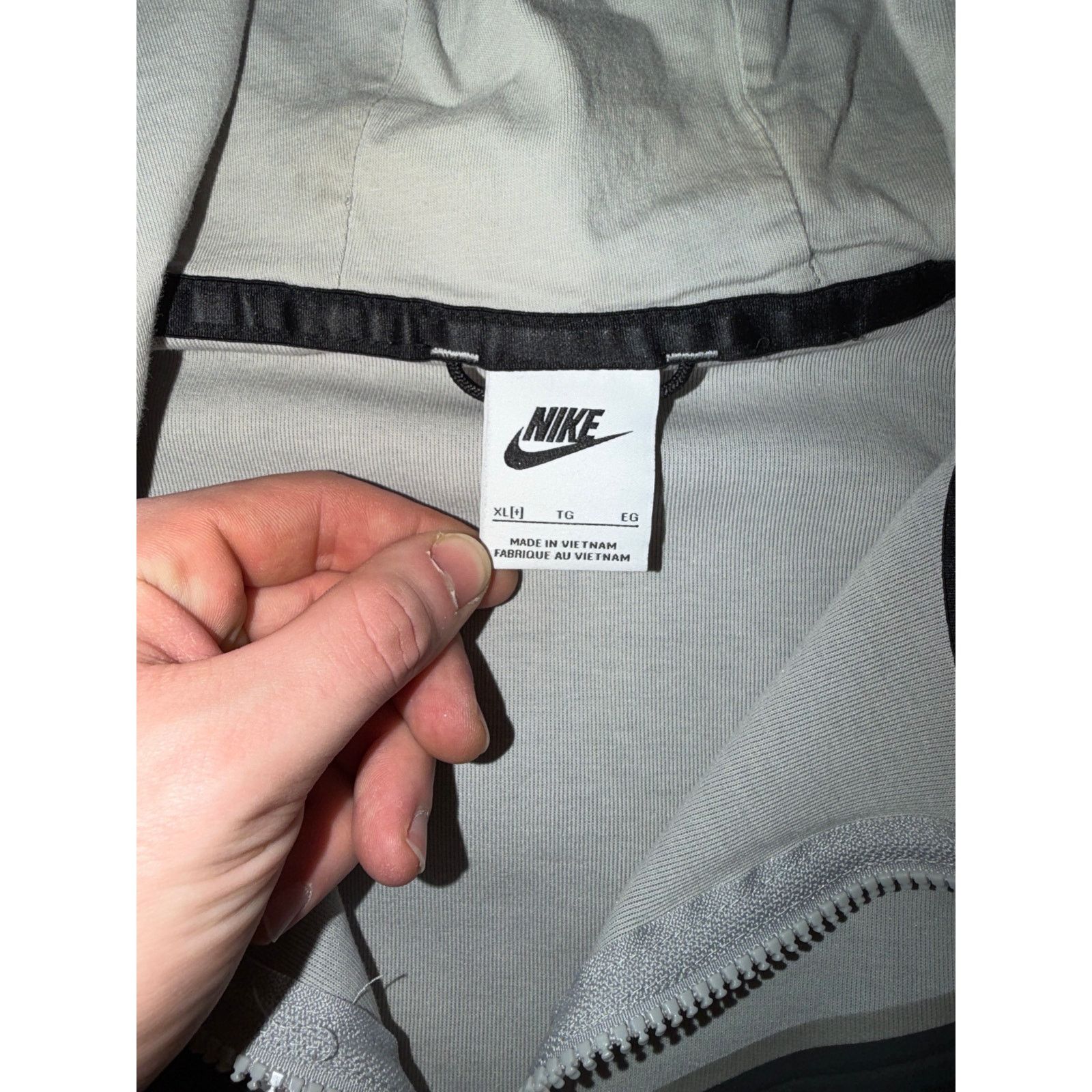 Nike Nike Tech Fleece Hoodie Size Youth XL/Women’s Small Size S / US 4 / IT 40 - 3 Thumbnail