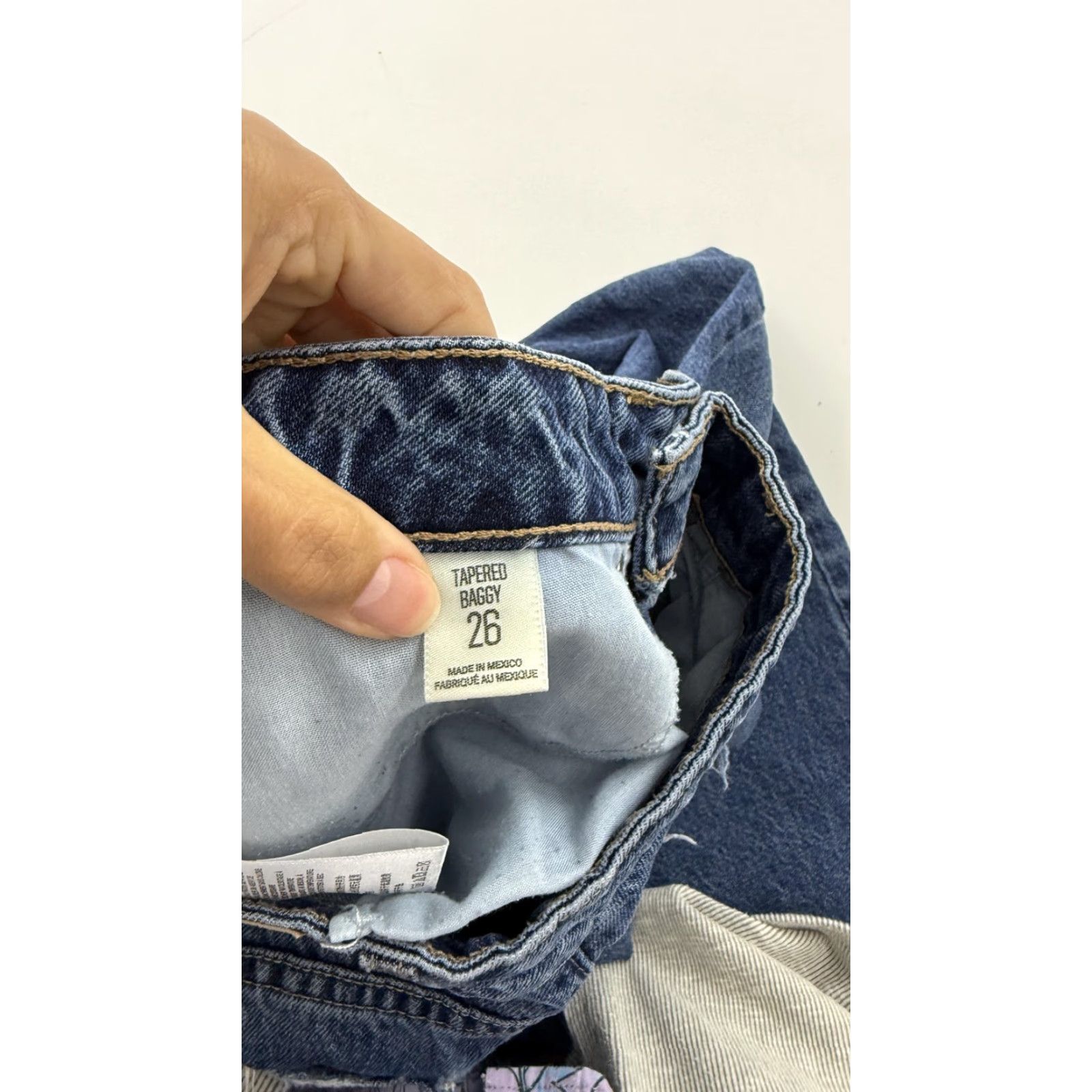Bdg BDG Jeans Womens 26 Blue Tapered Baggy Distressed Ripped Raw Hem Medium Wash Jeans Women 26 Blue Distressed Baggy Tapered Medium Wash Size 26" / US 2 / IT 38 - 7 Thumbnail