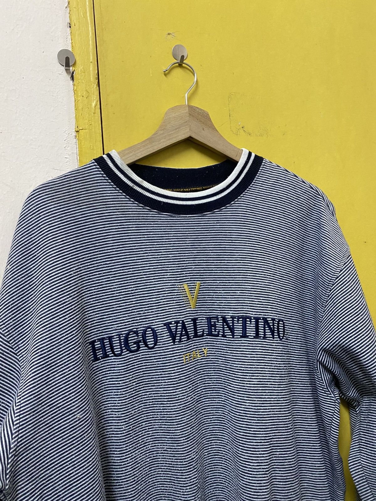 Valentino Vintage Hugo Valentino Stripes Sweatshirt Size US L / EU 52-54 / 3 - 4 Thumbnail