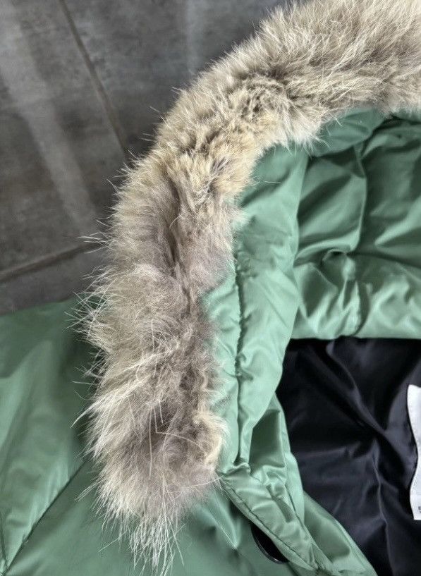 Moncler Moncler Fur Downjacket Size US L / EU 52-54 / 3 - 11 Thumbnail