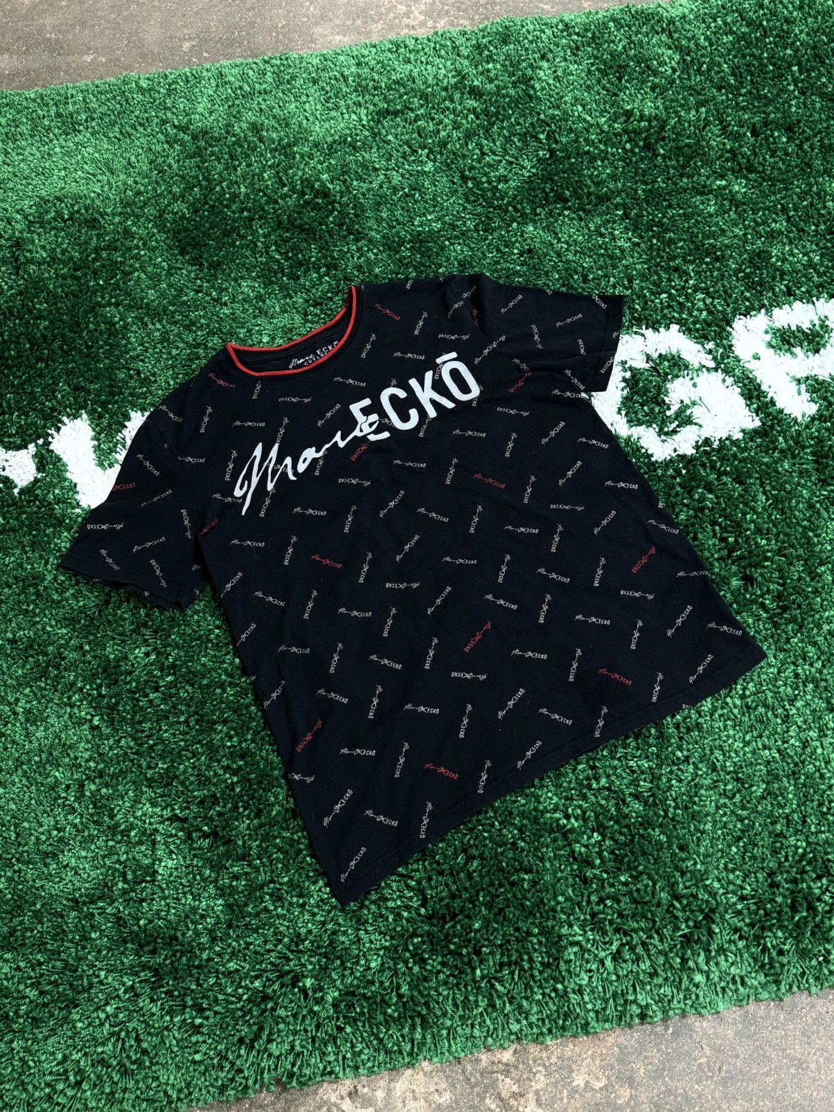 Marc Ecko × Vintage Marc Ecko Cut Sew Cursive Logo Tee Black Large Size US L / EU 52-54 / 3 - 1 Thumbnail