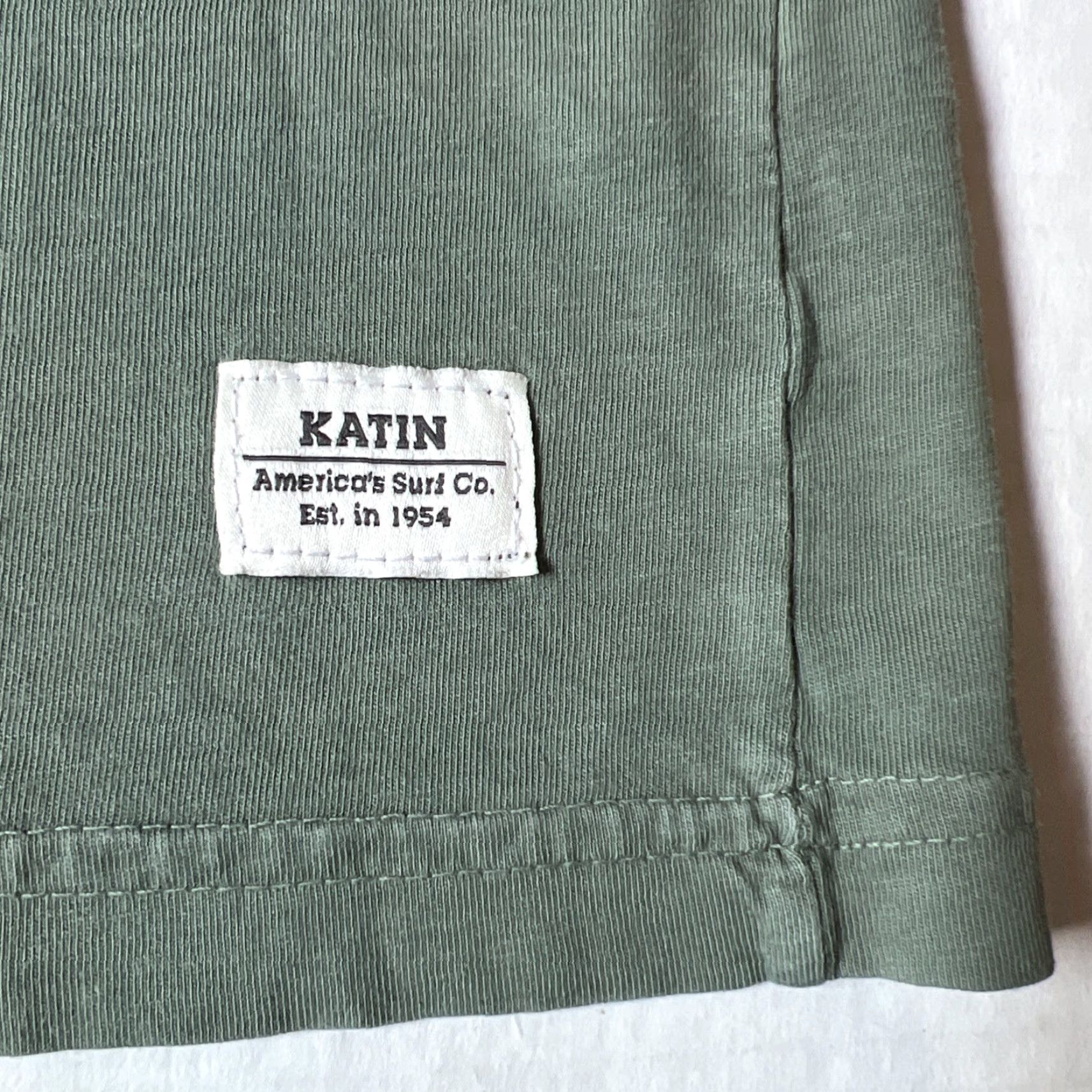 Katin Katin U.S.A. Green Surfing Surfer Shirt XL Mens Short Sleeve Crew Neck Graphic Print Logo Vintage Surfer Theme 1954 T-Shirt Cotton Size US XL / EU 56 / 4 - 4 Thumbnail