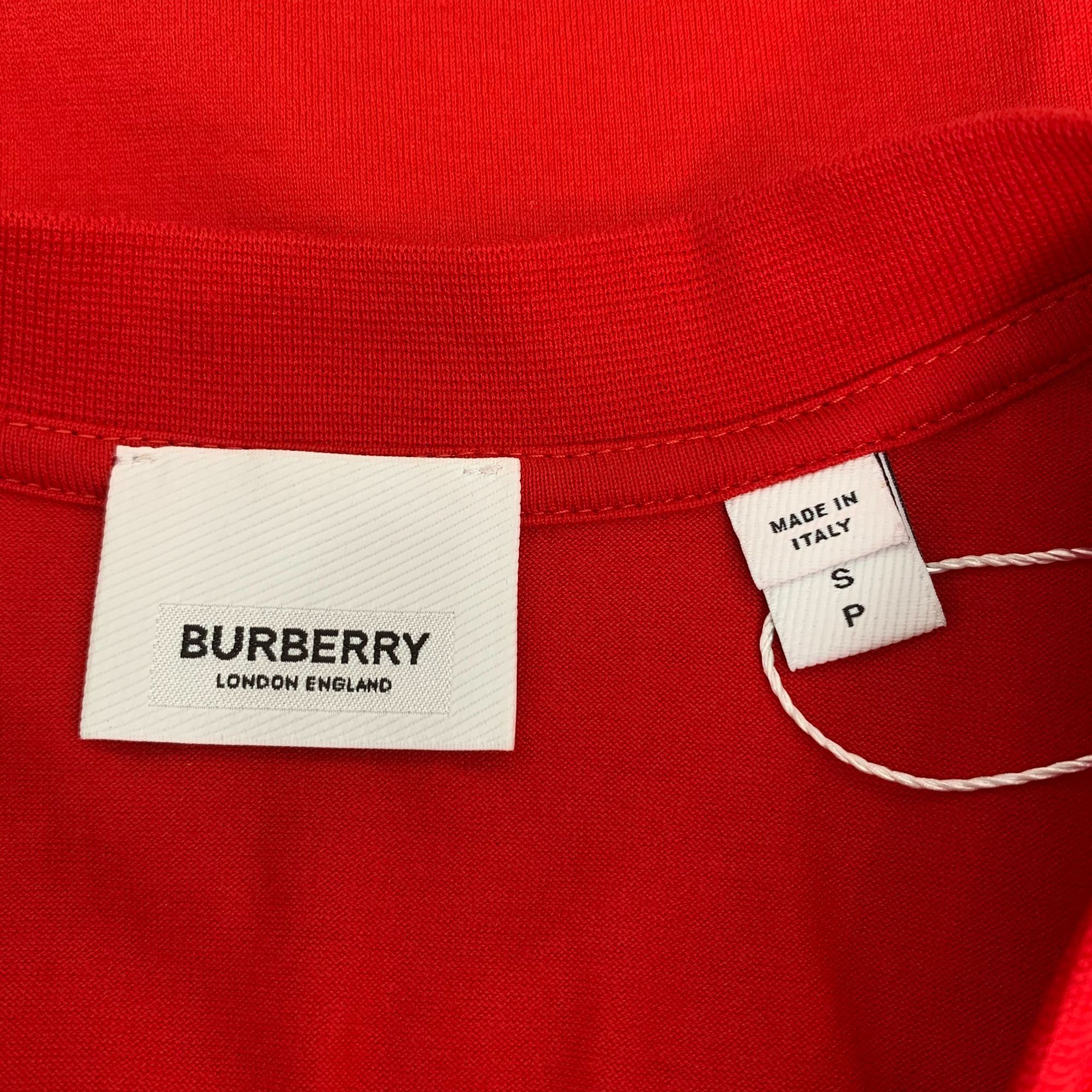 Burberry Burberry Red Deer Print Cotton Crewneck T-Shirt (Size S) Size S / US 4 / IT 40 - 2 Thumbnail
