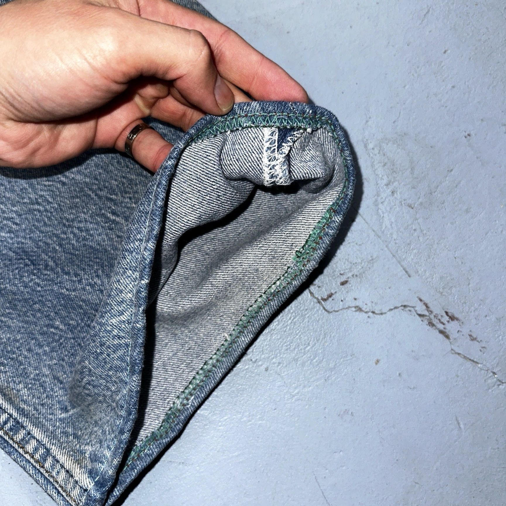 Levi's VINTAGE Levi's 501 Jeans Straight 90s 48x34 Light Blue Mens Regular Denim Cotton 501 Series 90s Theme Classic Fit Jeans Official Size US 32 / EU 48 - 7 Thumbnail
