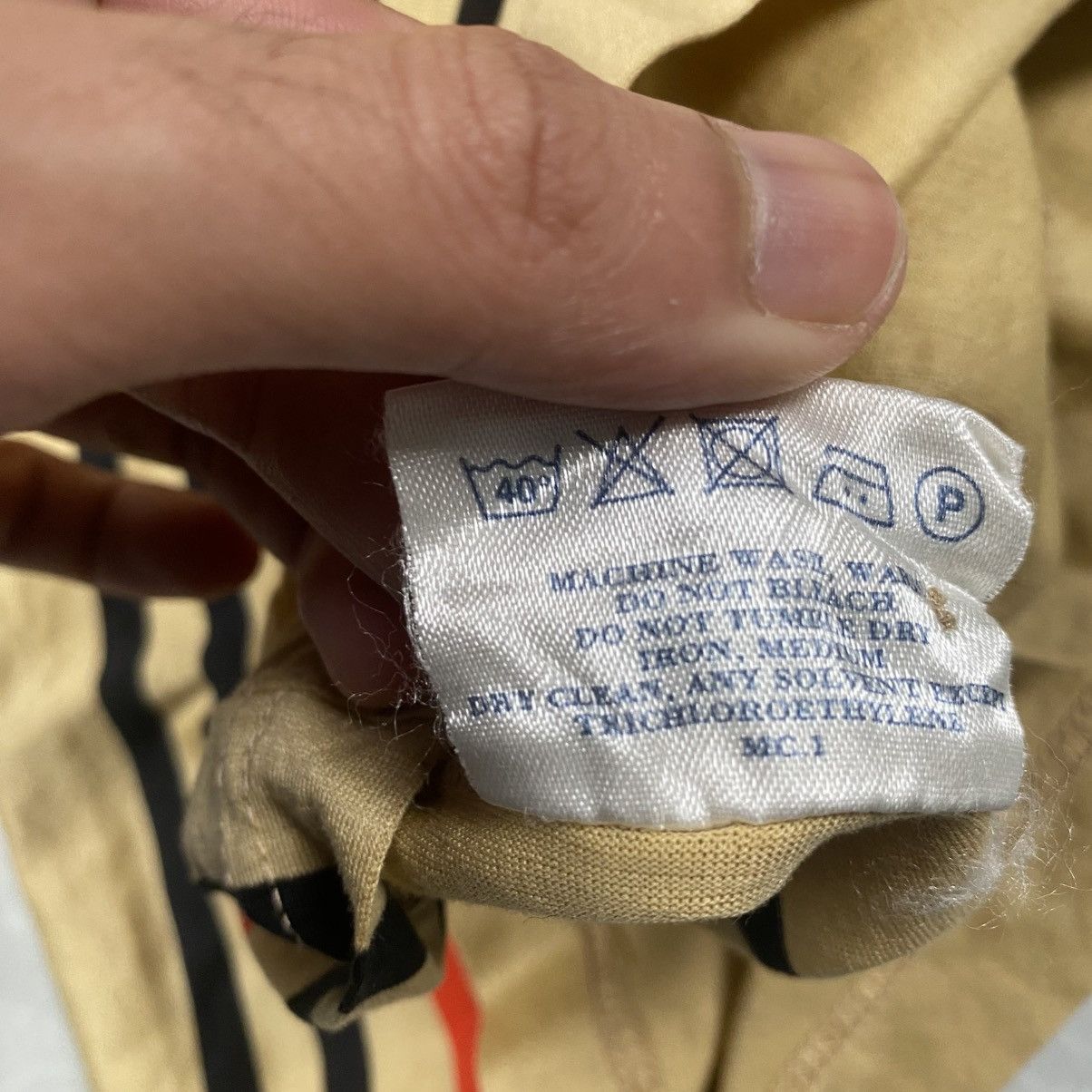 Burberry Vintage Burberry Golf Made in Italy Polos Tee Size US L / EU 52-54 / 3 - 9 Thumbnail