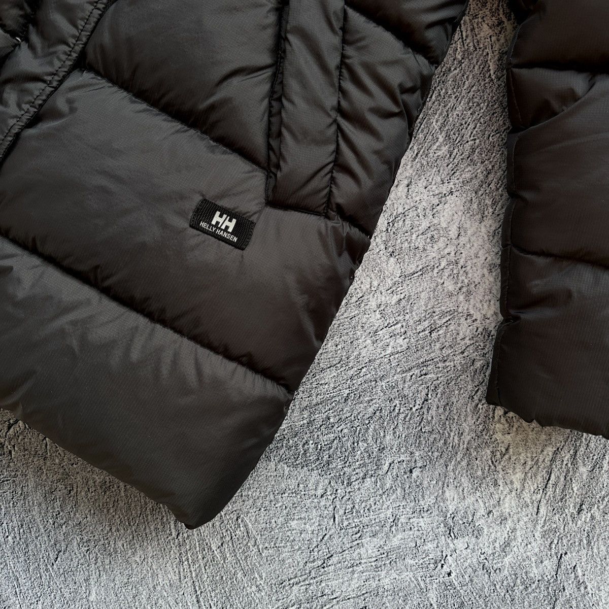 Helly Hansen Women’s Helly Hansen Down Jacket | Detachable Hood | Size M / US 6-8 / IT 42-44 - 12 Thumbnail