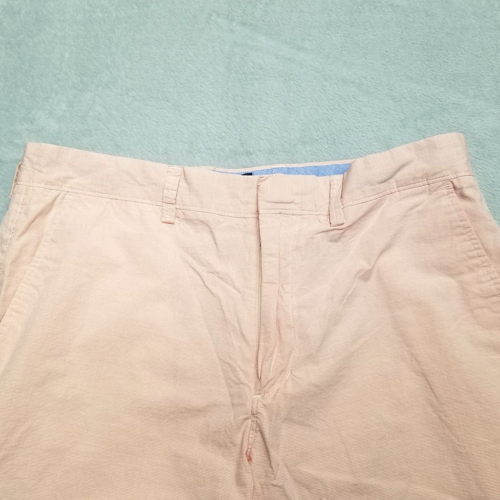J.Crew J.CREW Shorts Mens 33 Pink Striped Gramercy 100% Cotton Chino Bermuda Flat Front Shirt Beach Casual Travel Mens Size US 33 - 2 Thumbnail