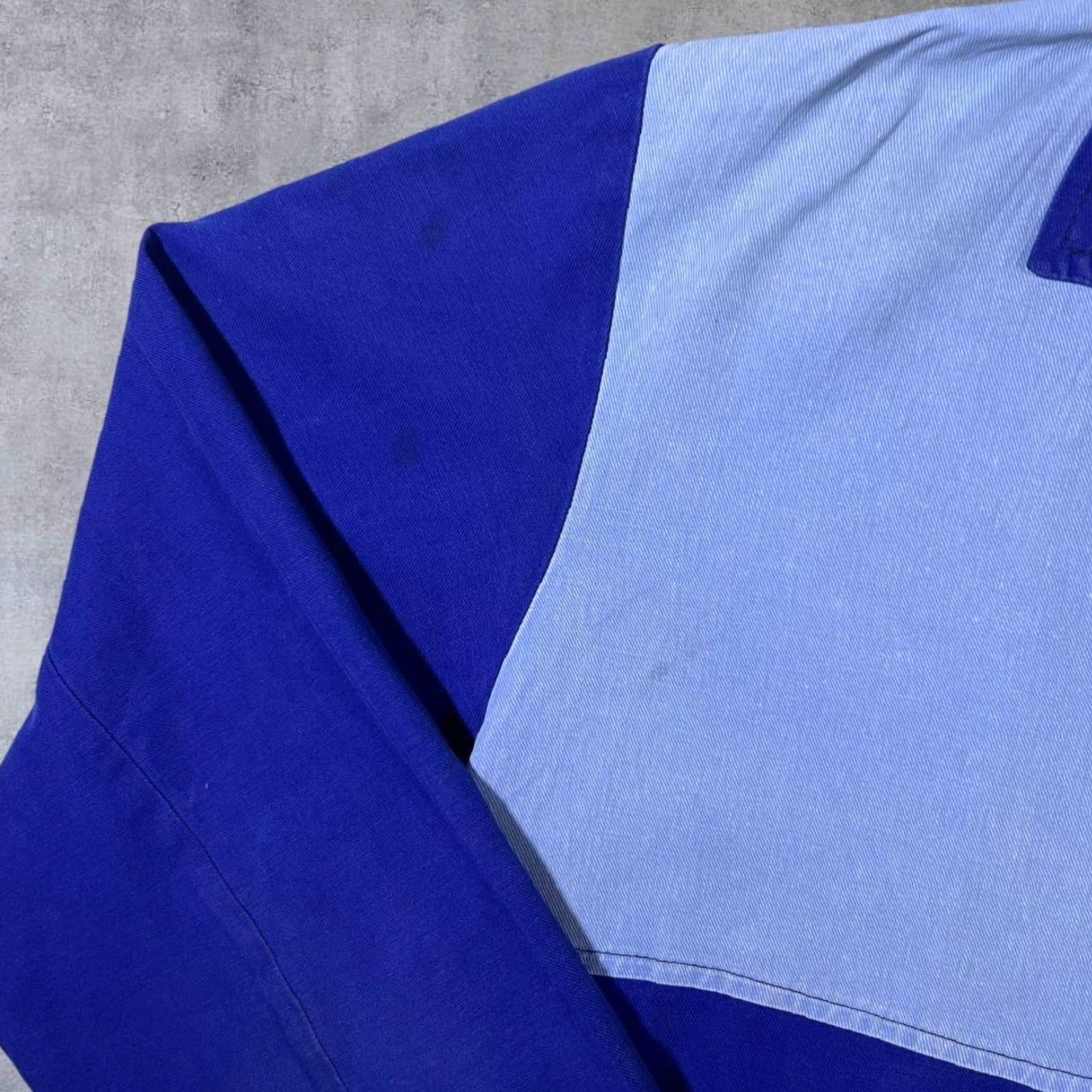 Vintage Vintage Blue Two Tone French Style Distressed Chore Worker Workwear Jacket Large Size US L / EU 52-54 / 3 - 4 Thumbnail